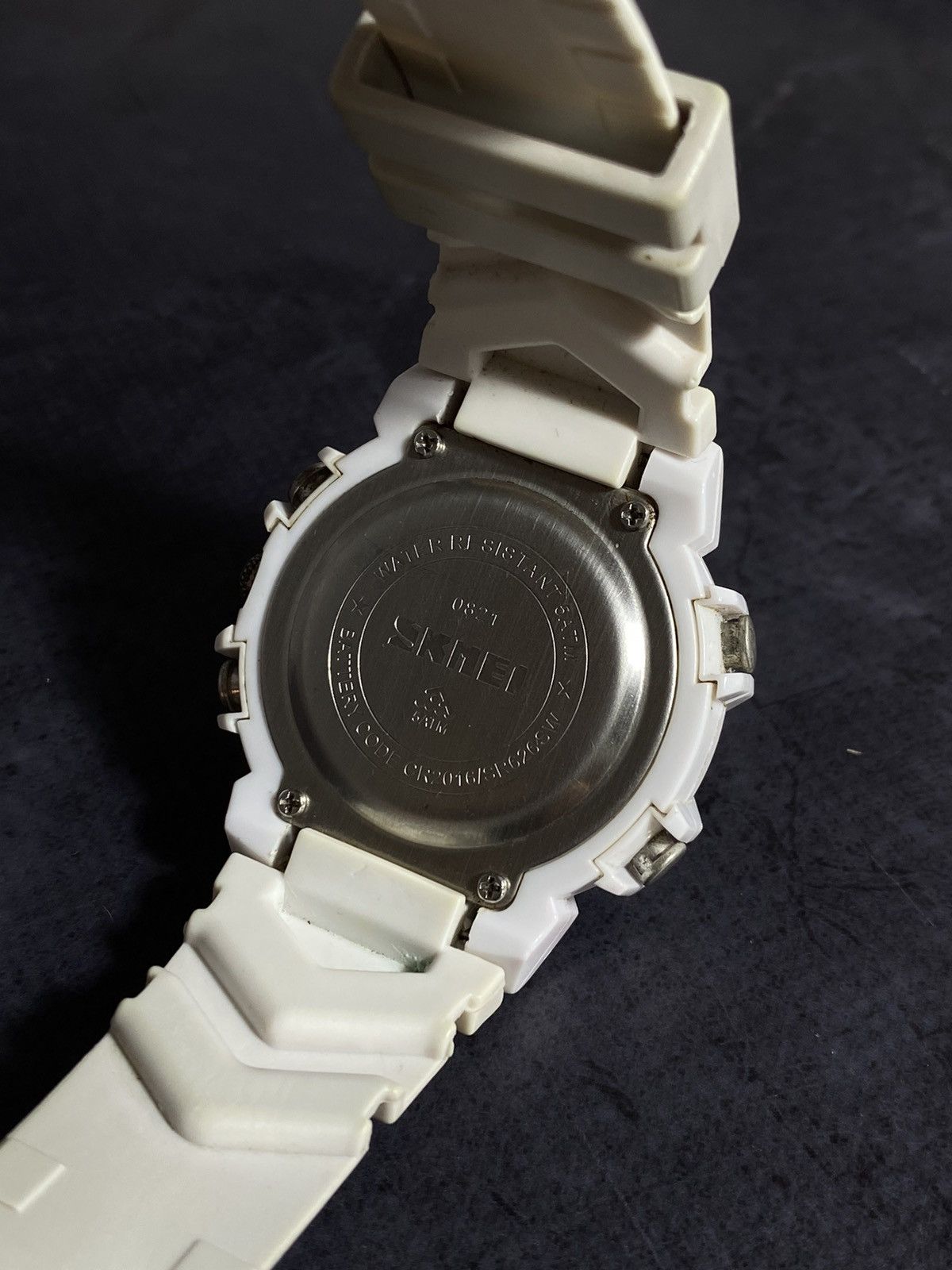 Jewelry Skmei White Sport Watch with Digital Display Size ONE SIZE - 7 Thumbnail