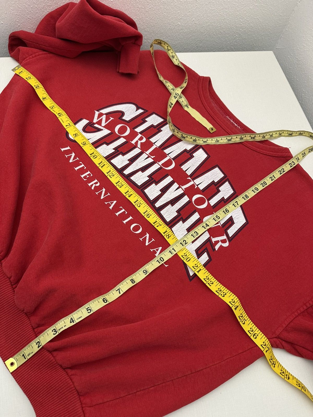 Vintage Vintage 80s GAB Gimmie A Break World Tour Crewneck Size L Size US L / EU 52-54 / 3 - 9 Thumbnail