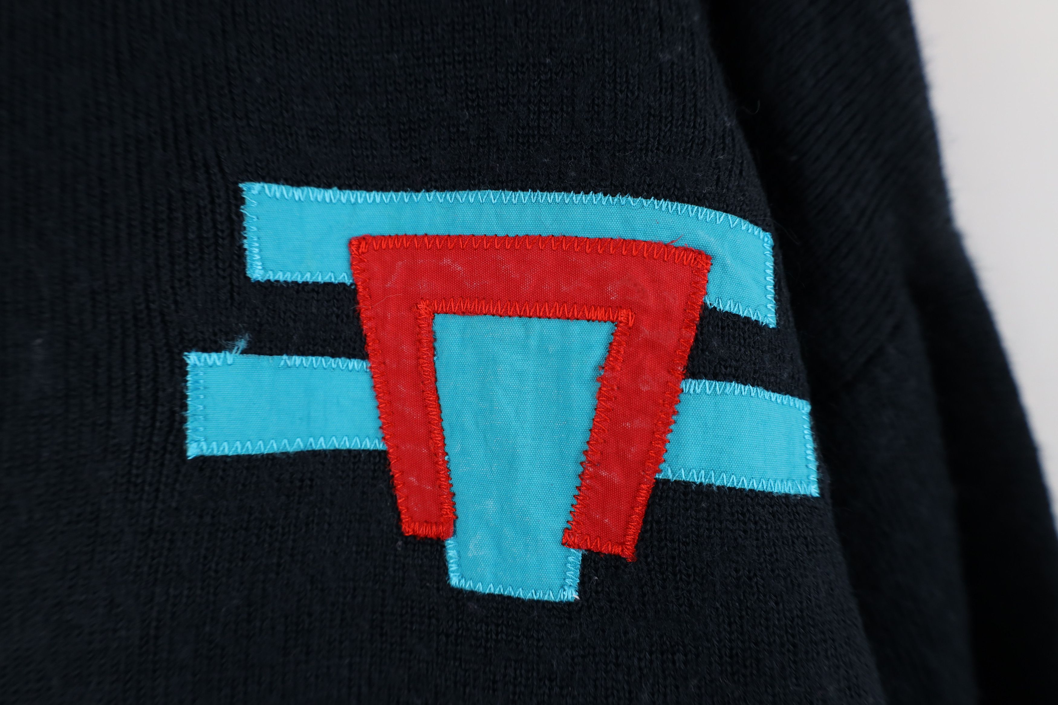 Vintage Vintage 90s Streetwear Wool Knit Southwestern Sweater Size L / US 10 / IT 46 - 4 Thumbnail