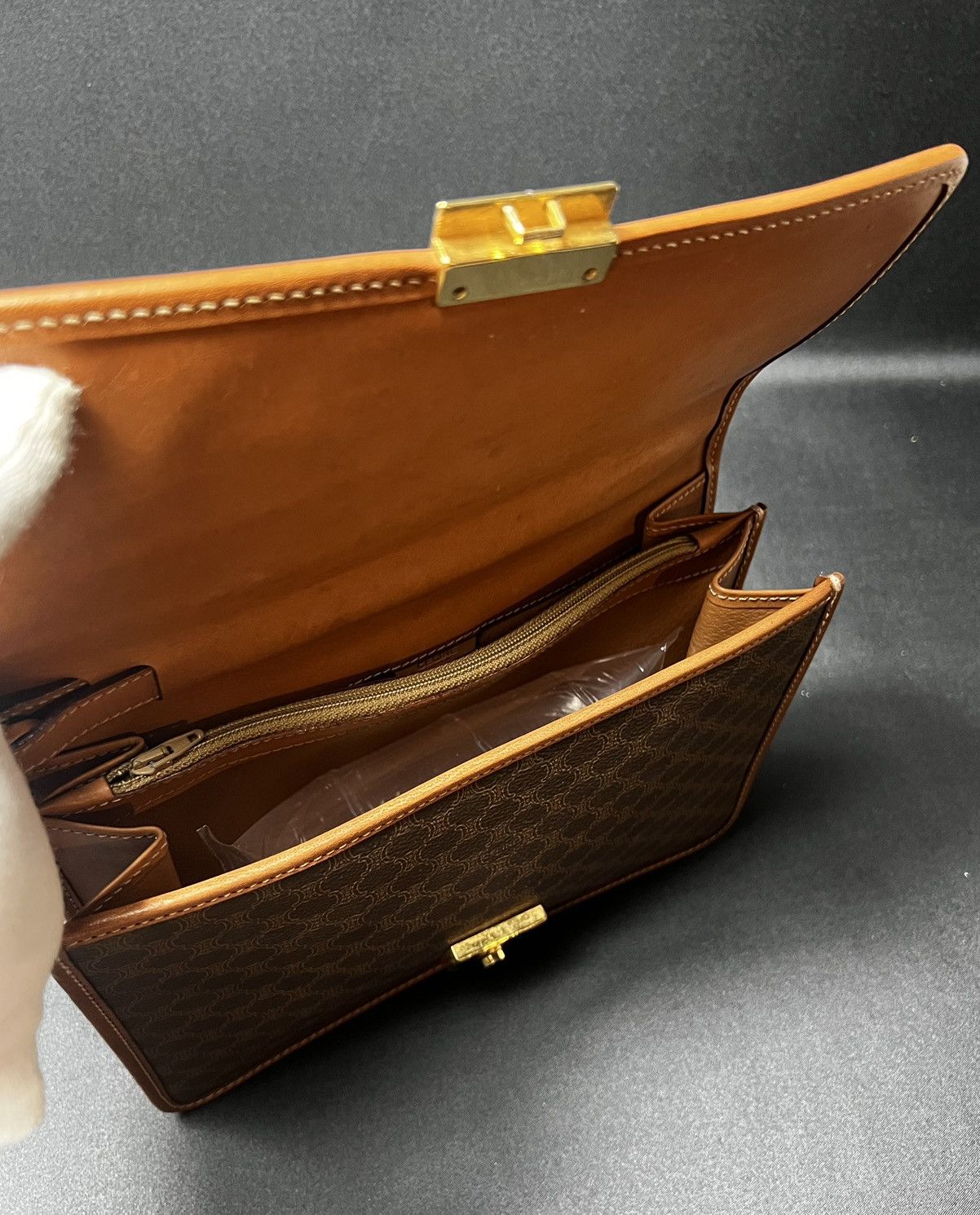Celine Authentic Celine Clutch Bag Rare Size ONE SIZE - 7 Thumbnail