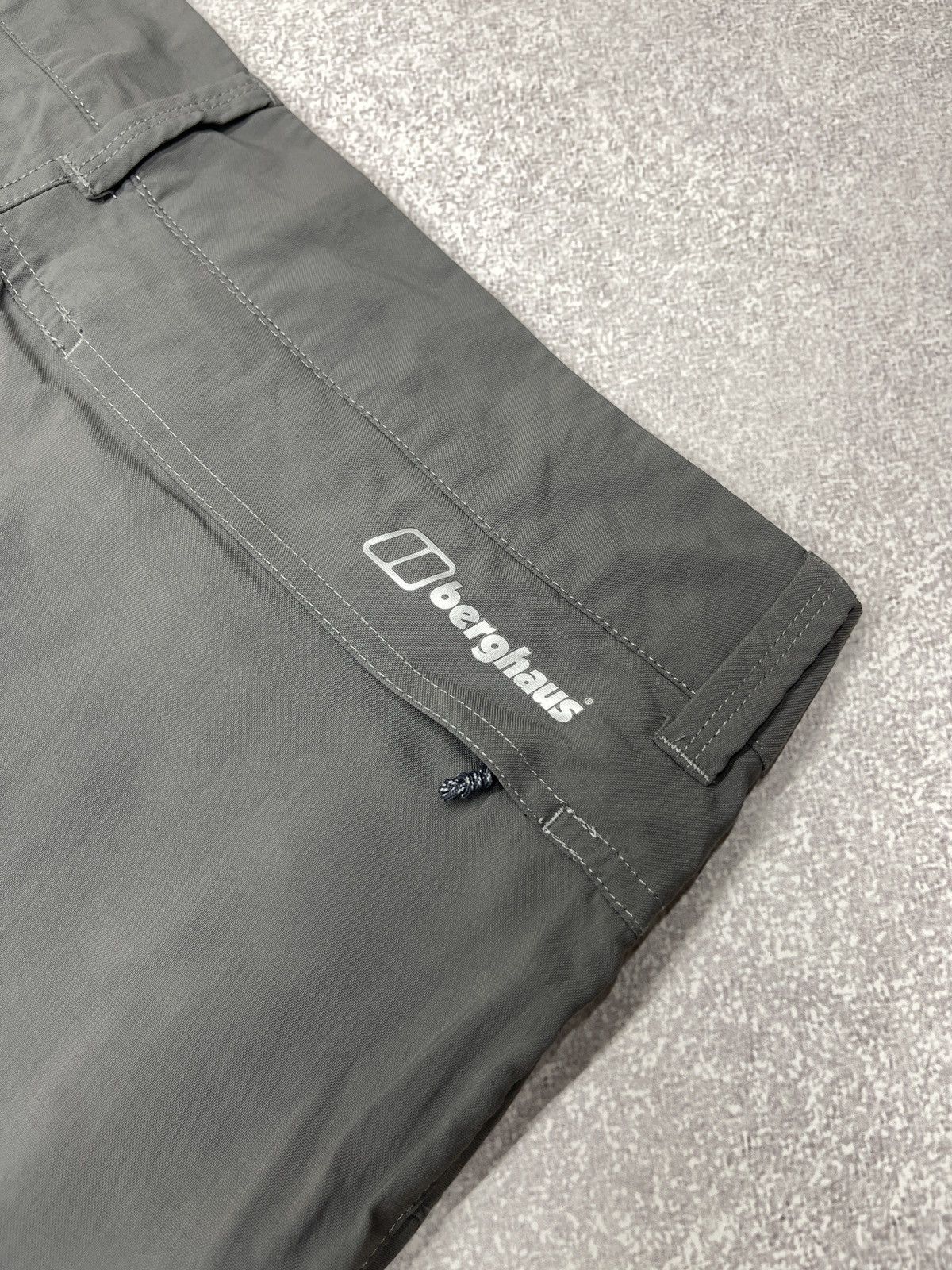 Berghaus Mens Berghaus Nylon Cargo Pants Grey Outdoor Gorpcore Size L Size US 34 / EU 50 - 4 Thumbnail