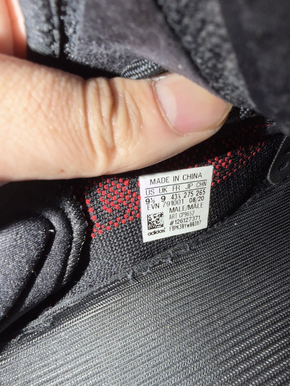 Yeezy Yeezy Breds Size 9.5 Size US 9.5 / EU 42-43 - 7 Thumbnail