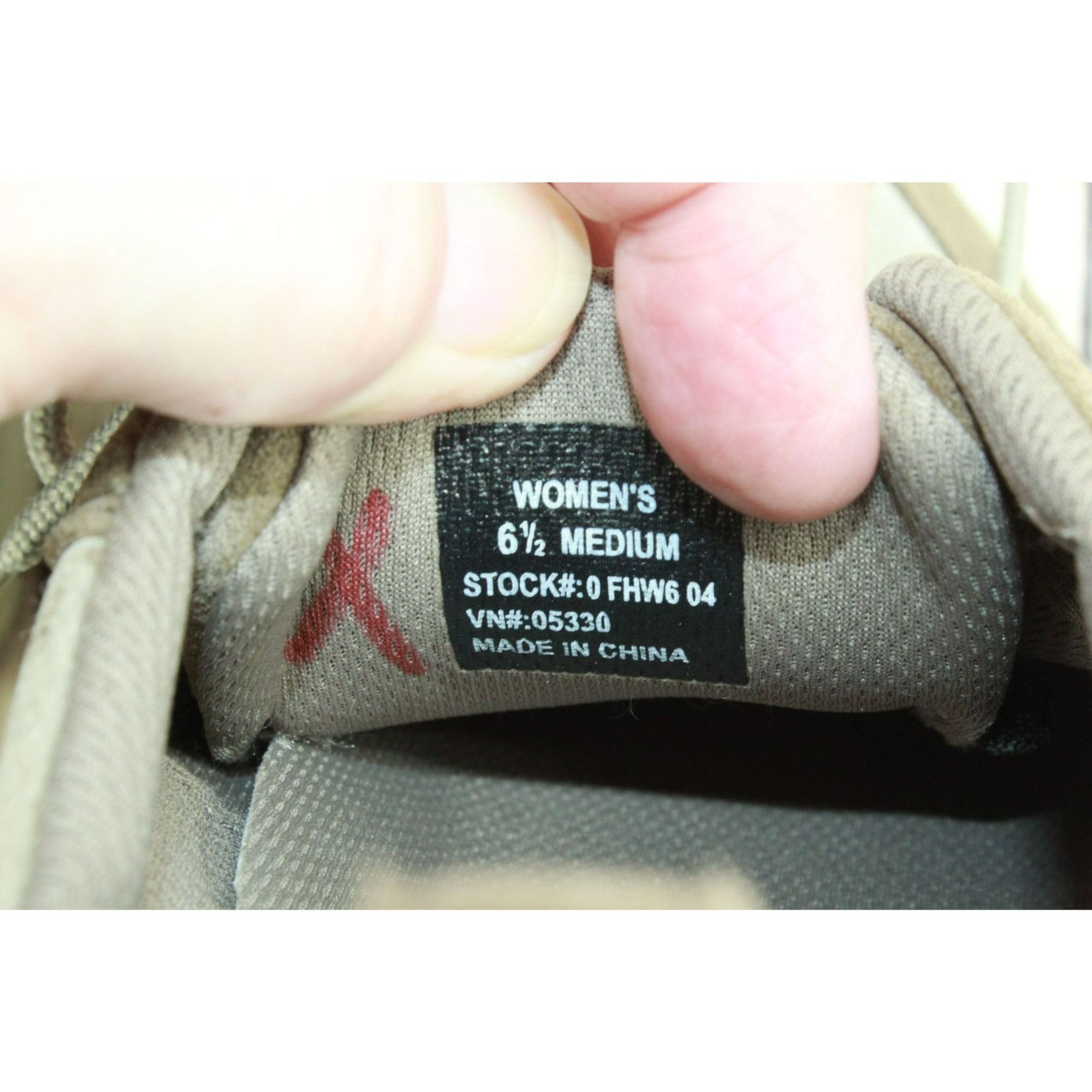 L.L. Bean LL Bean Women’s Ashbrown Leather Lace-Up Sneakers 6.5 M Size US 6.5 / IT 36.5 - 8 Thumbnail