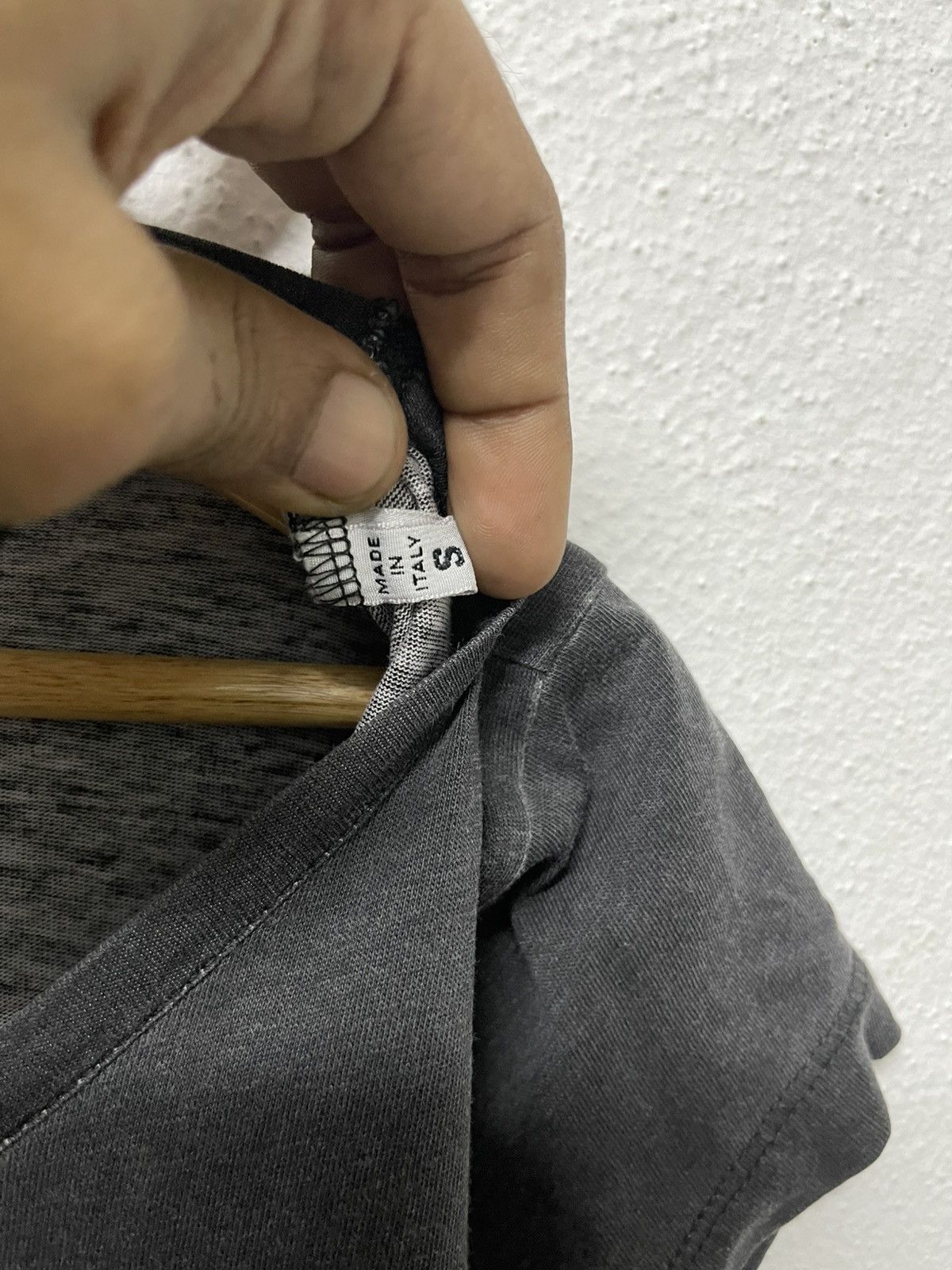 Maison Margiela SS 2019 MAISON MARGIELA CUT AND SEW TSHIRT RARE DESIGN Size S / US 4 / IT 40 - 11 Thumbnail