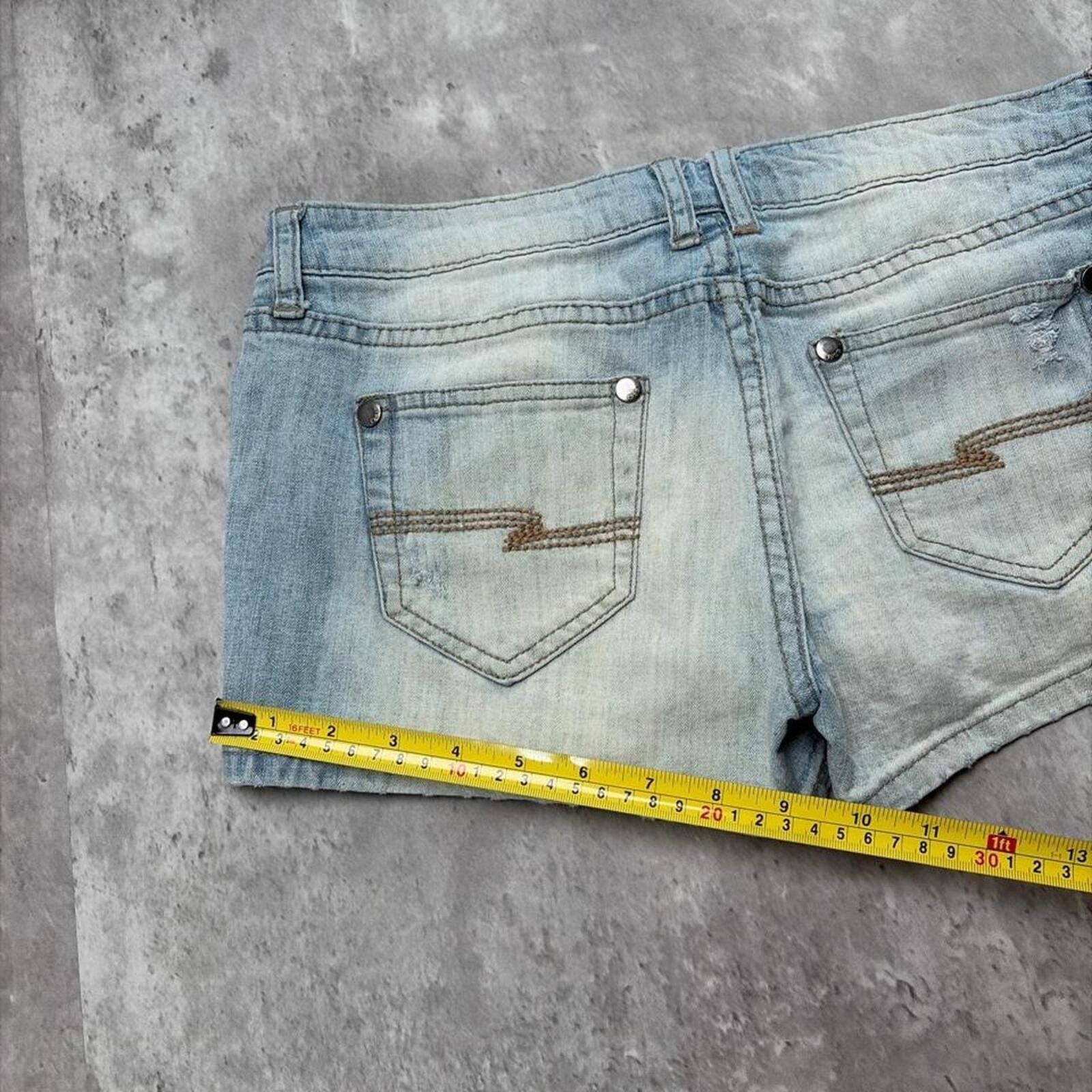 Arizona Jean Co. Y2K Light Wash Arizona Jean Co Grunge Mini Denim Shorts Size 28" / US 6 / IT 42 - 8 Thumbnail