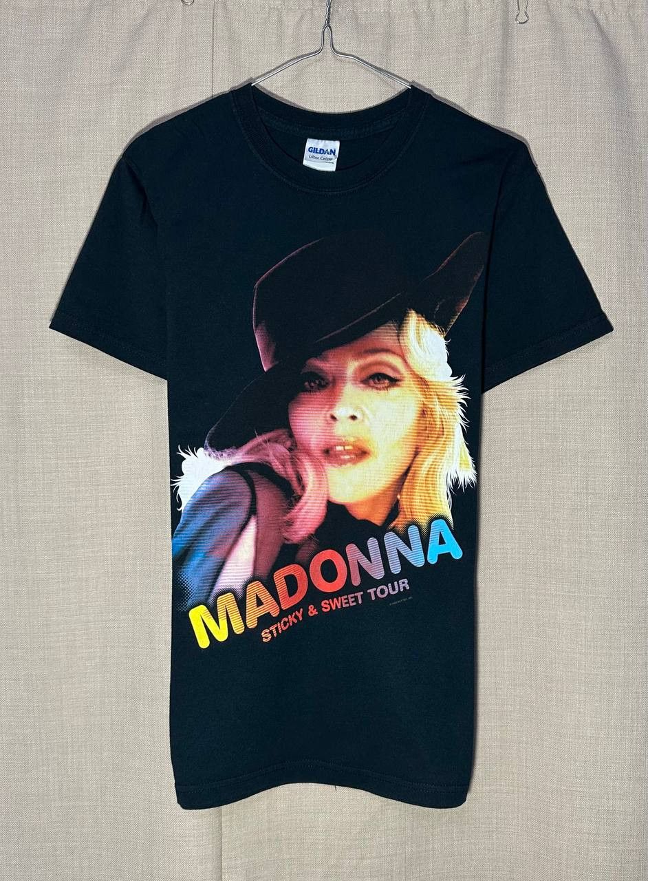 Gildan 2008 Madonna Sticky And Sweet Tour T-Shirt Tee Gildan y2k Size US S / EU 44-46 / 1 - 1 Thumbnail