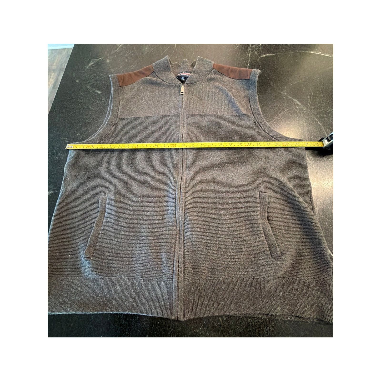 Roundtree & Yorke Roundtree & Yorke 100% Cotton gray charcoal /brown suede 2XB Size US XL / EU 56 / 4 - 6 Thumbnail