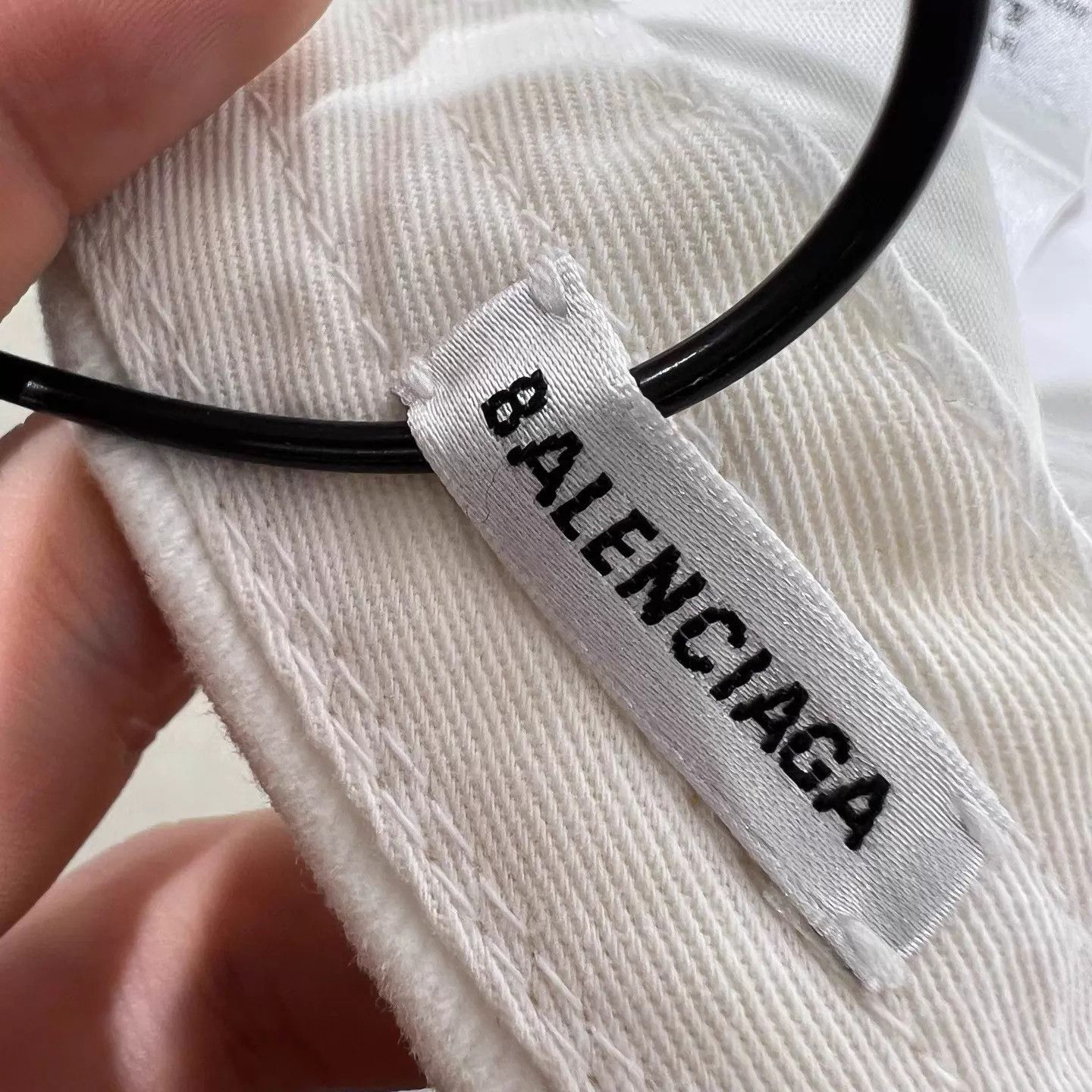 Balenciaga Balenciaga White Bucket Hat Size L Size ONE SIZE - 5 Thumbnail
