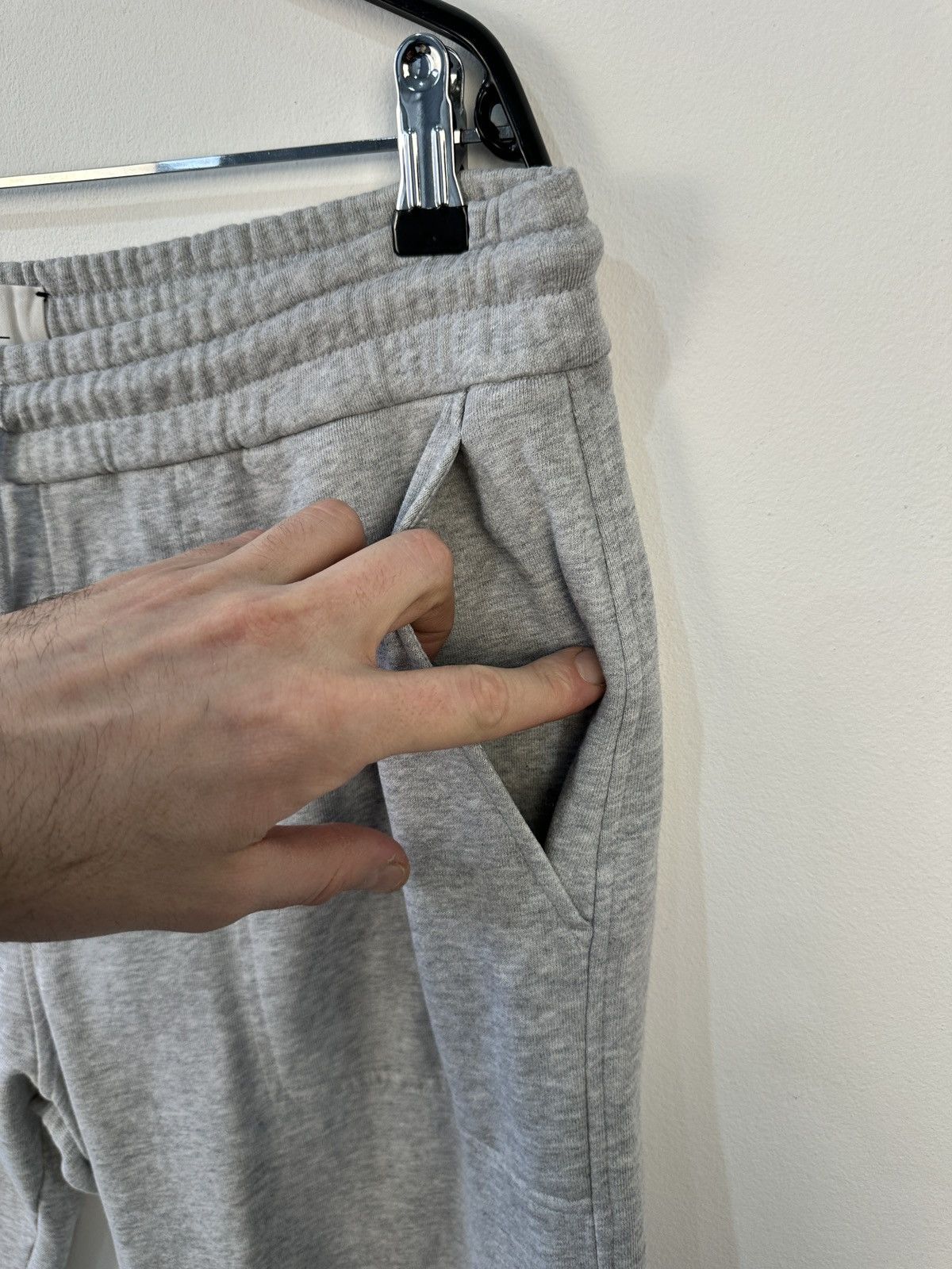Mr P. Mr P. by Mr Porter Grey Loopback Cotton Joggers Sweatpants L Size US 34 / EU 50 - 7 Thumbnail