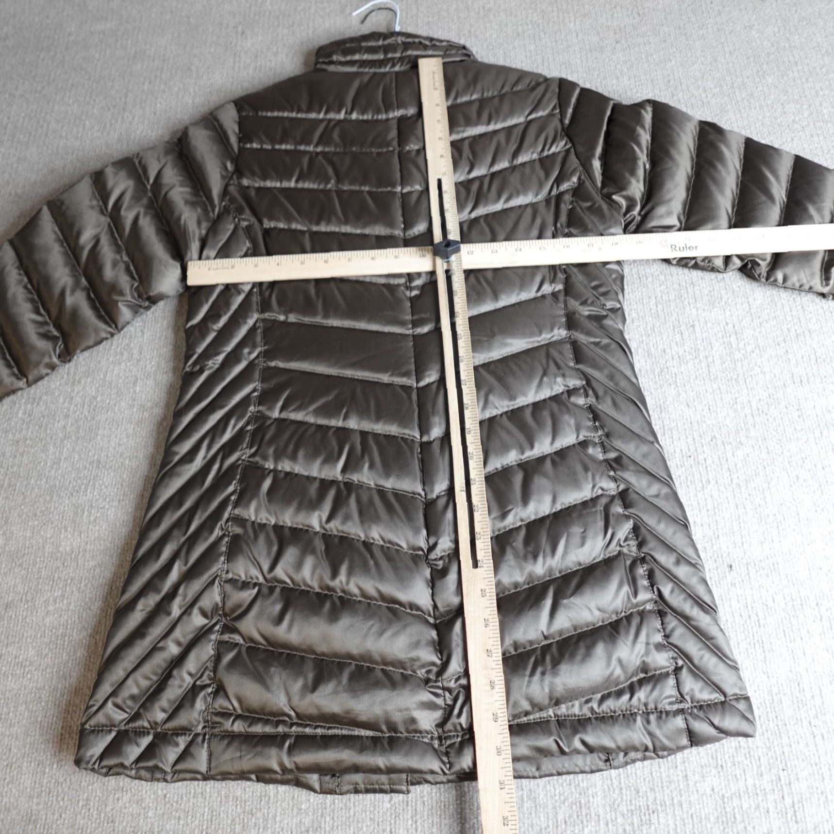 Eddie Bauer VINTAGE Eddie Bauer Womens Jacket Medium Brown Full Zip Down Chevron Parka Jacket Size M / US 6-8 / IT 42-44 - 4 Thumbnail