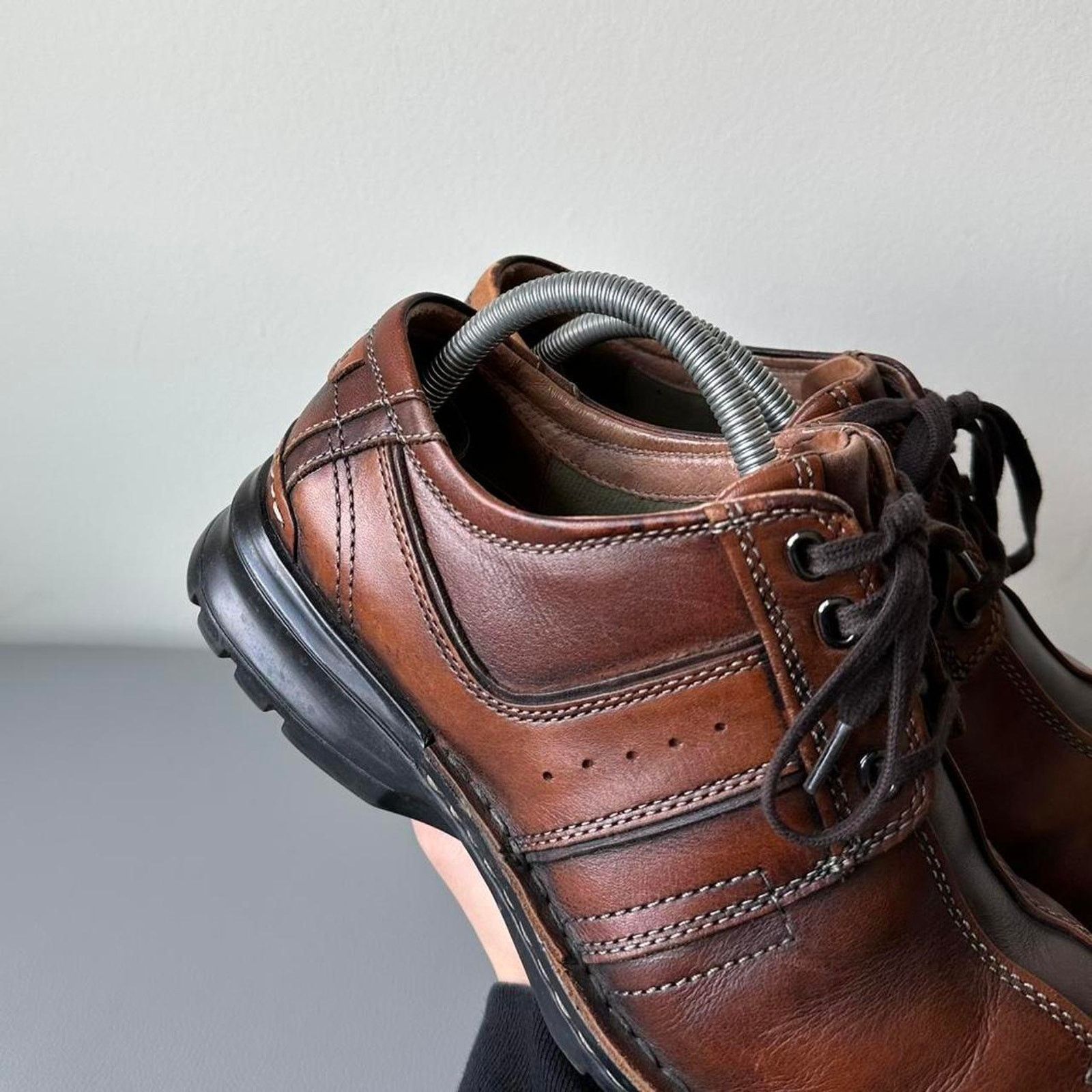 Clarks × Vintage Vintage Brown Leather Clarks Square Toe Lace Up Dress Shoes Size US 8.5 / EU 41-42 - 3 Thumbnail