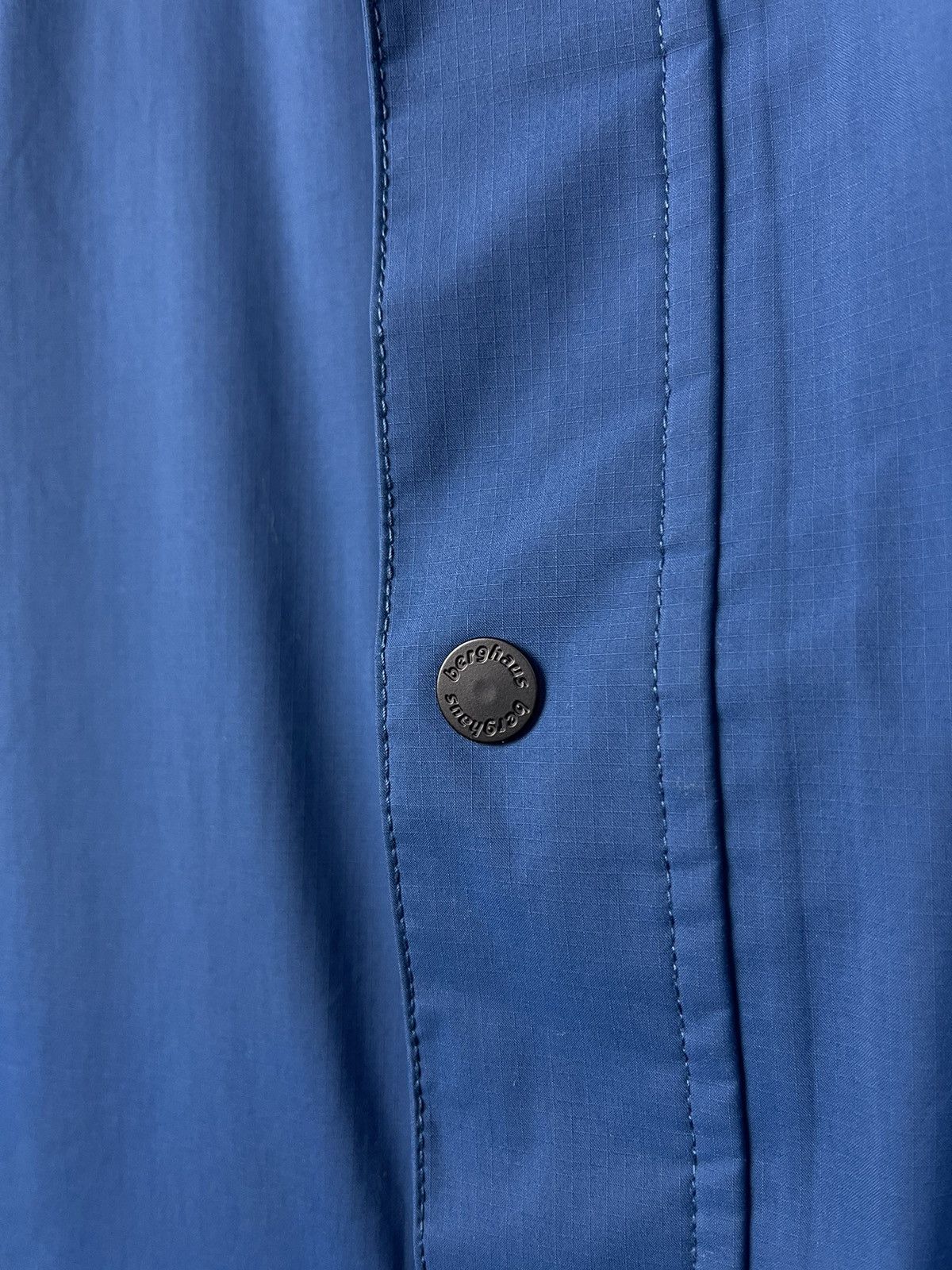 Berghaus Berghaus HYDROSHELL Blue Raincoat Woman’s Jacket Size S Size S / US 4 / IT 40 - 9 Thumbnail