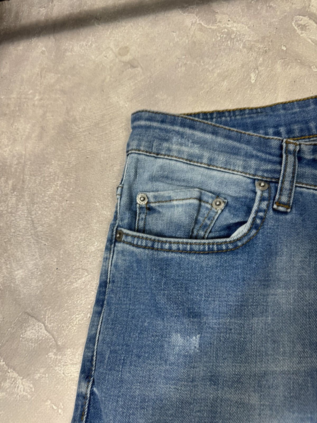 Dsquared2 Dsquared2 Distressed Y2k Slim Jeans Size US 32 / EU 48 - 9 Thumbnail