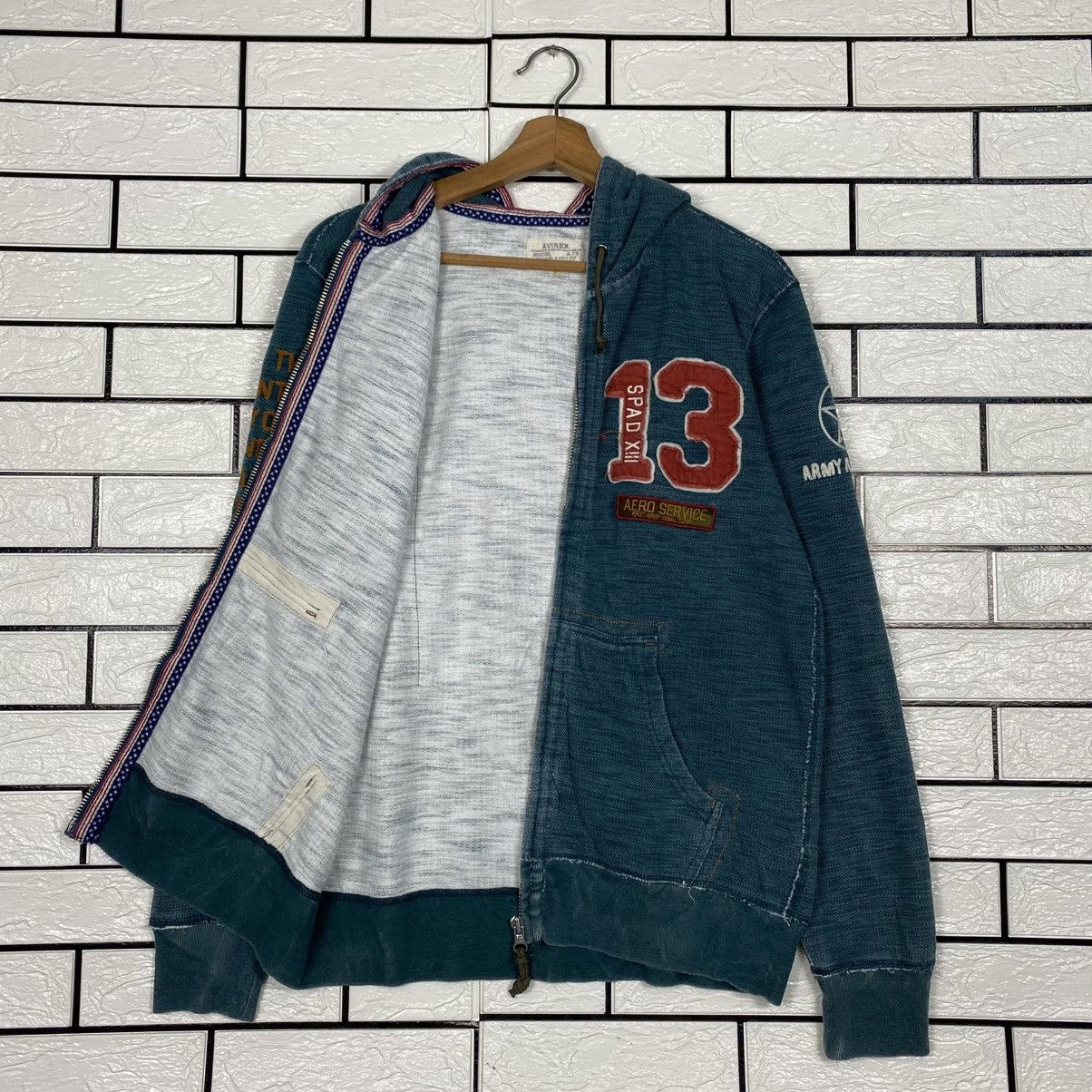Avirex 📌Vintage Bomber Zipper Hoodie Jacket Avirex Over Print Size US L / EU 52-54 / 3 - 12 Thumbnail