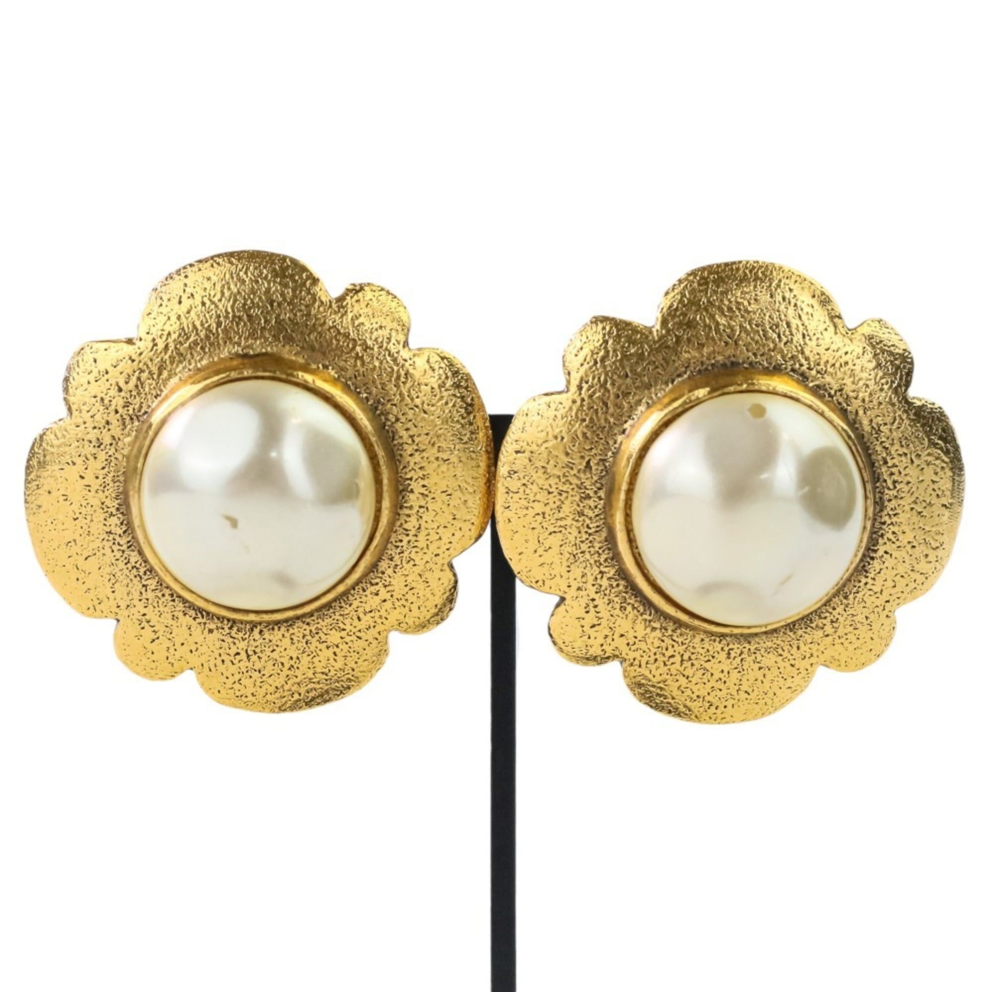 Chanel CHANEL Vintage Faux Pearl Earrings, Gold, Women's Size ONE SIZE - 1 Thumbnail