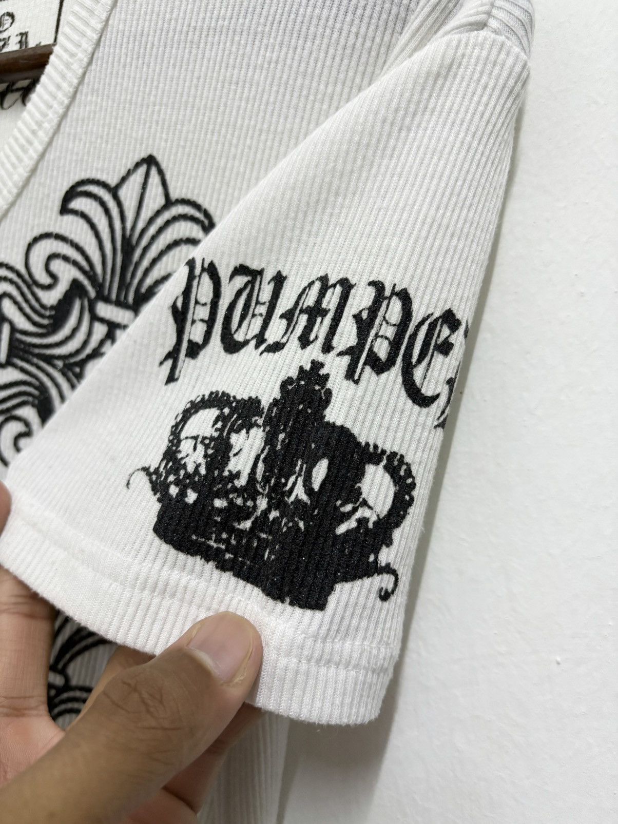 Le Grande Bleu (L.G.B.) 2000’s Clash Ahead - Silver Tribal / Chrome Heart T-Shirt Size US S / EU 44-46 / 1 - 7 Thumbnail