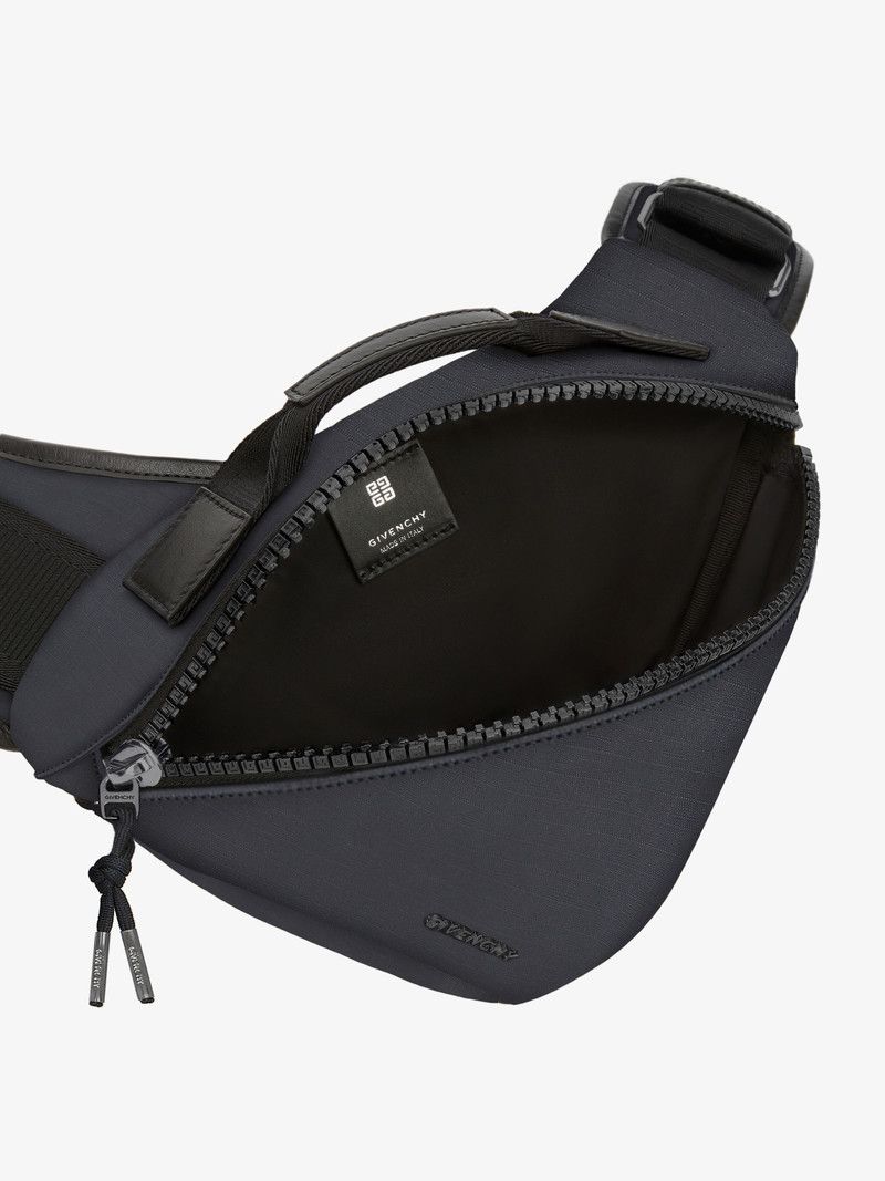 Givenchy o1n1vont0326 Size:OS/Small G-Zip Triangle Bag in Black Size ONE SIZE - 5 Thumbnail