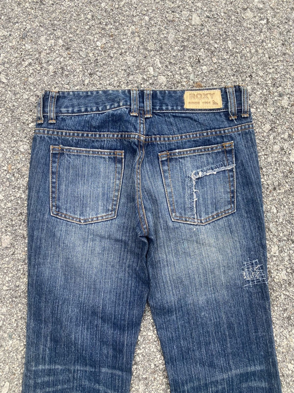 Quiksilver Iconic Y2K ROXY Repaired Flare Jeans Size 28" / US 6 / IT 42 - 4 Thumbnail
