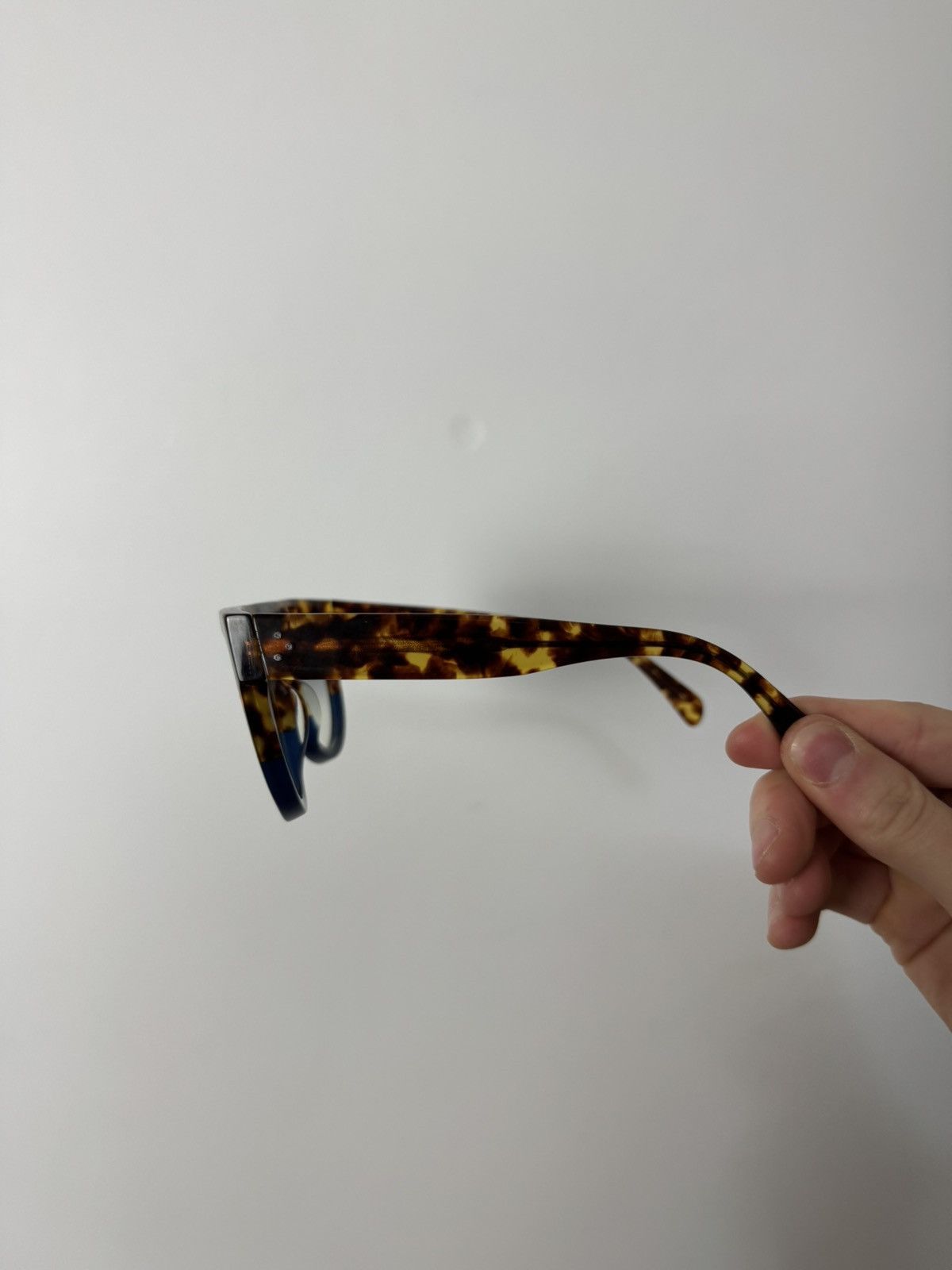 Celine Celine CL 41026/S Oversized Tortoise Shell Sunglasses Luxury Size ONE SIZE - 5 Thumbnail