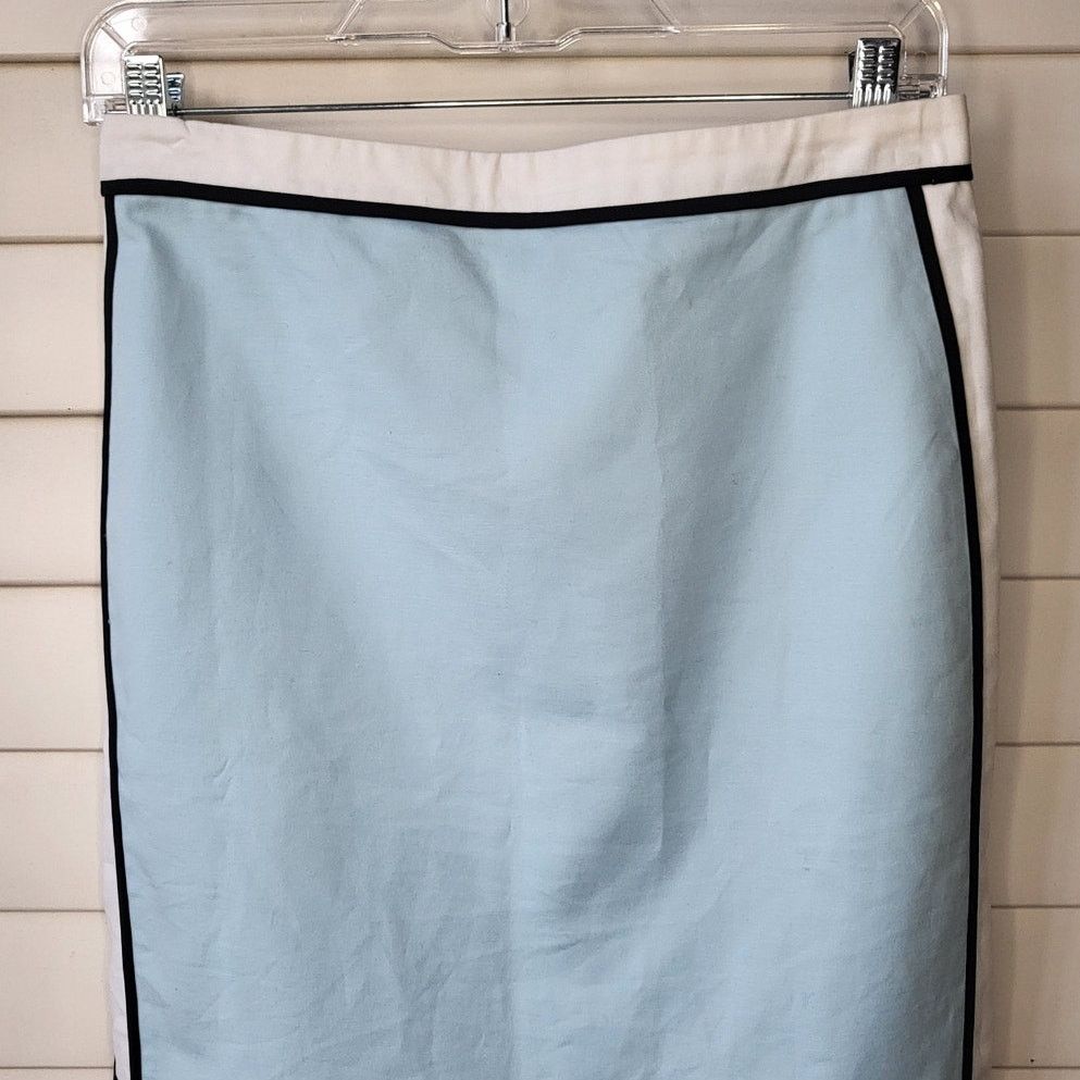 Vintage Pencil Skirt Light Blue and White Black Piping Mid Thigh Size 27" / US 4 / IT 40 - 2 Thumbnail