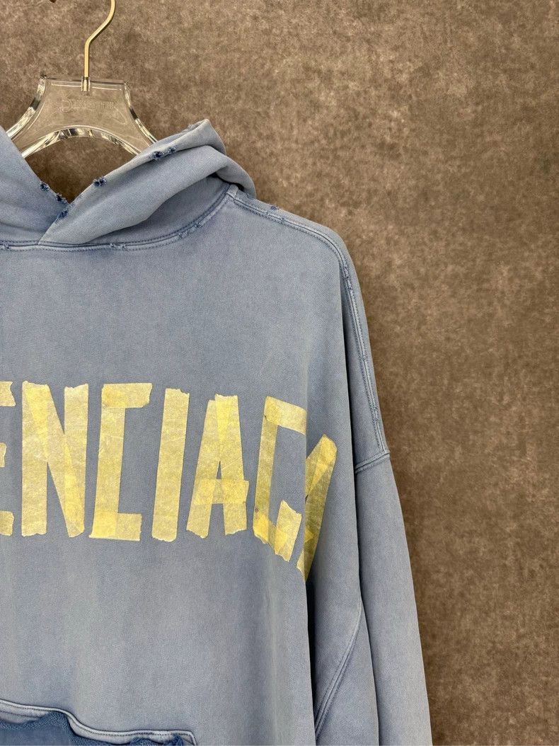 Balenciaga Balenciaga Rubber tape destroys hooded sweater. Size US L / EU 52-54 / 3 - 5 Thumbnail