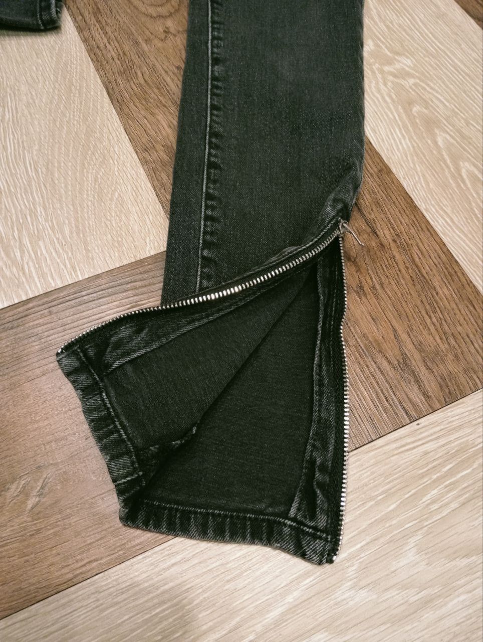 Saint Laurent Paris SAINT LAURENT PARIS D05 W/SK-MW ANKLE ZIP JEANS Size 27" / US 4 / IT 40 - 10 Thumbnail