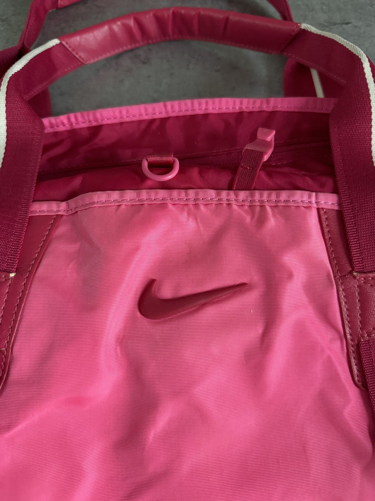 Nike × Vintage Nike Bag Vintage Training Pink 00s Y2K Crazy Swoosh Logo Size ONE SIZE - 3 Thumbnail