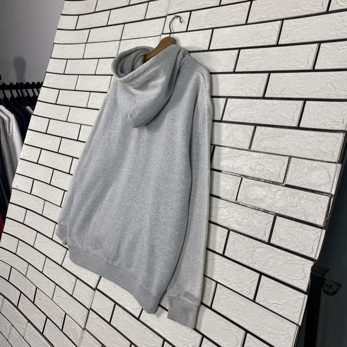 Japanese Brand 📌Vintage Hoodie Pull Over Discus Athletic Size US XL / EU 56 / 4 - 11 Thumbnail