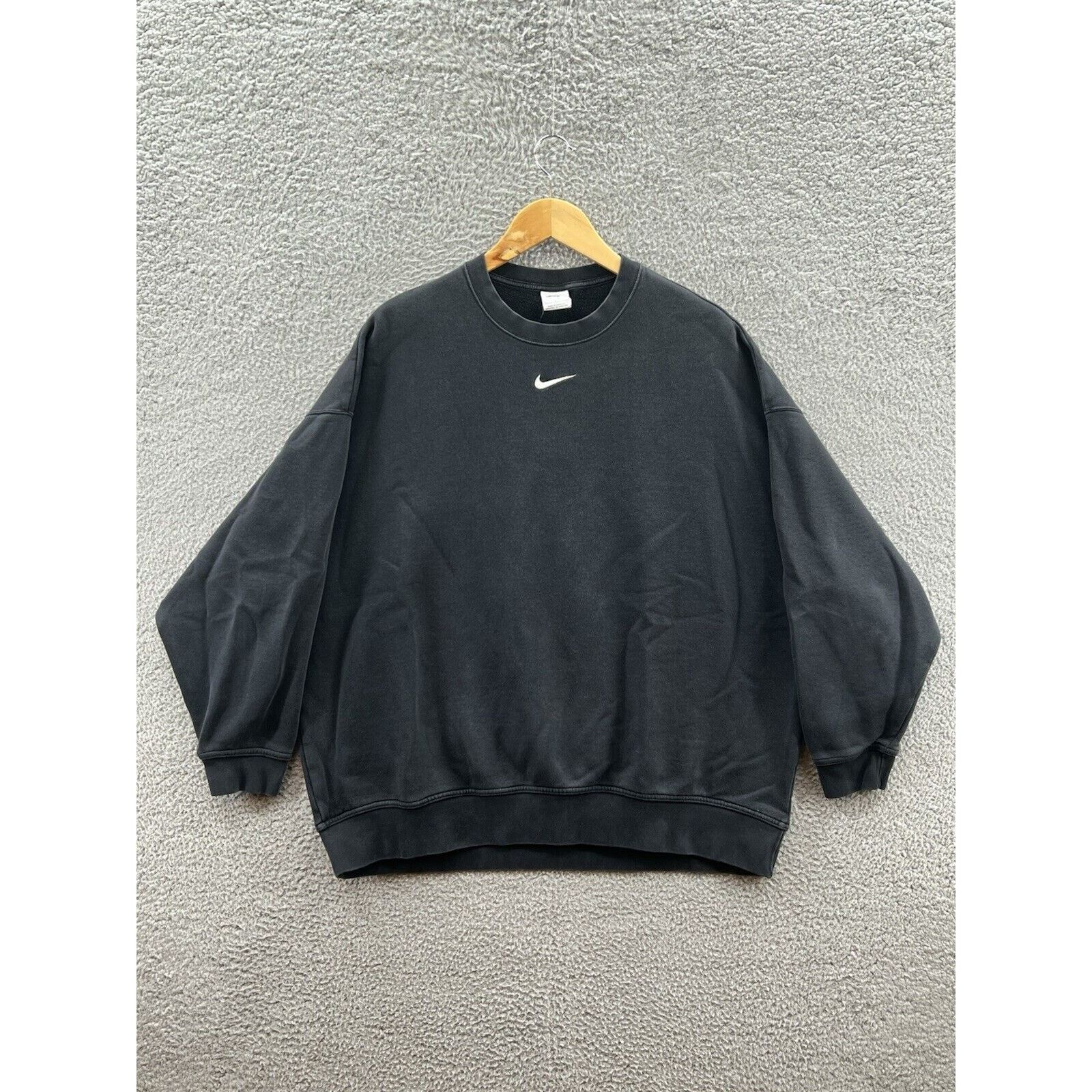Nike Nike Oversized Fleece Crew Sweatshirt DD5632-010 Size Small Size S / US 4 / IT 40 - 1 Thumbnail