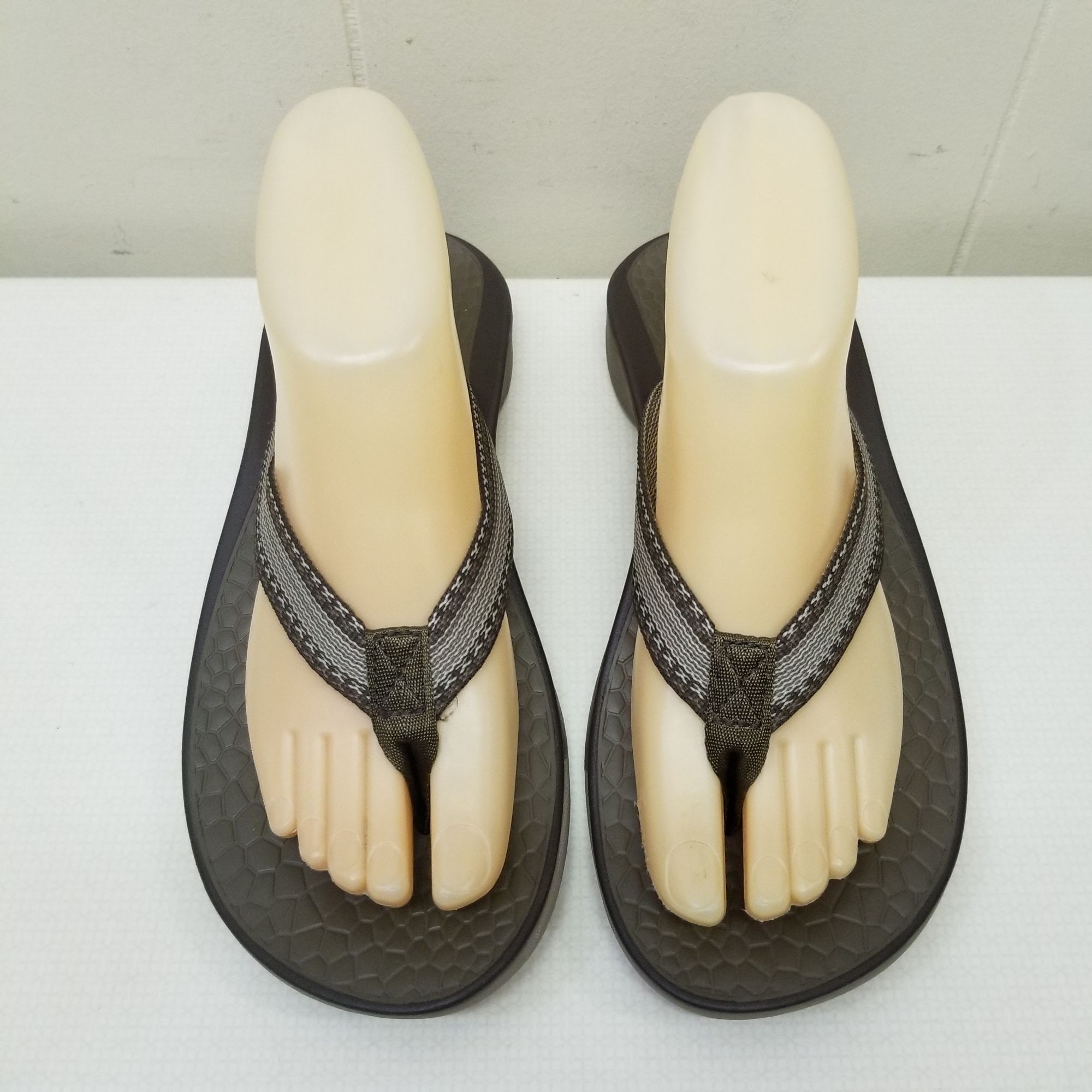 Chaco Chaco Classic Brown Tan Sandals Flip Flops 10 Comfort Walkin Size US 10 / IT 40 - 9 Thumbnail