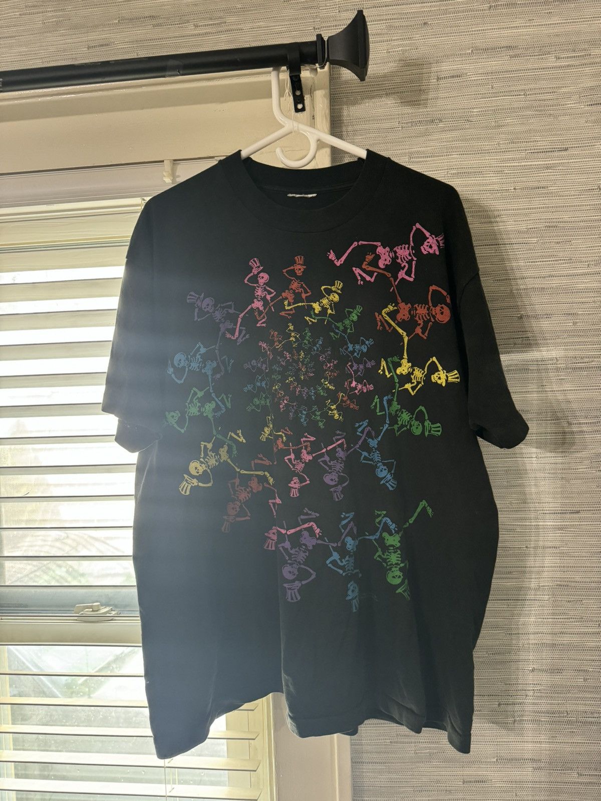 AUTHENTIC GRATEFUL DEAD TEE FROM THE 90S