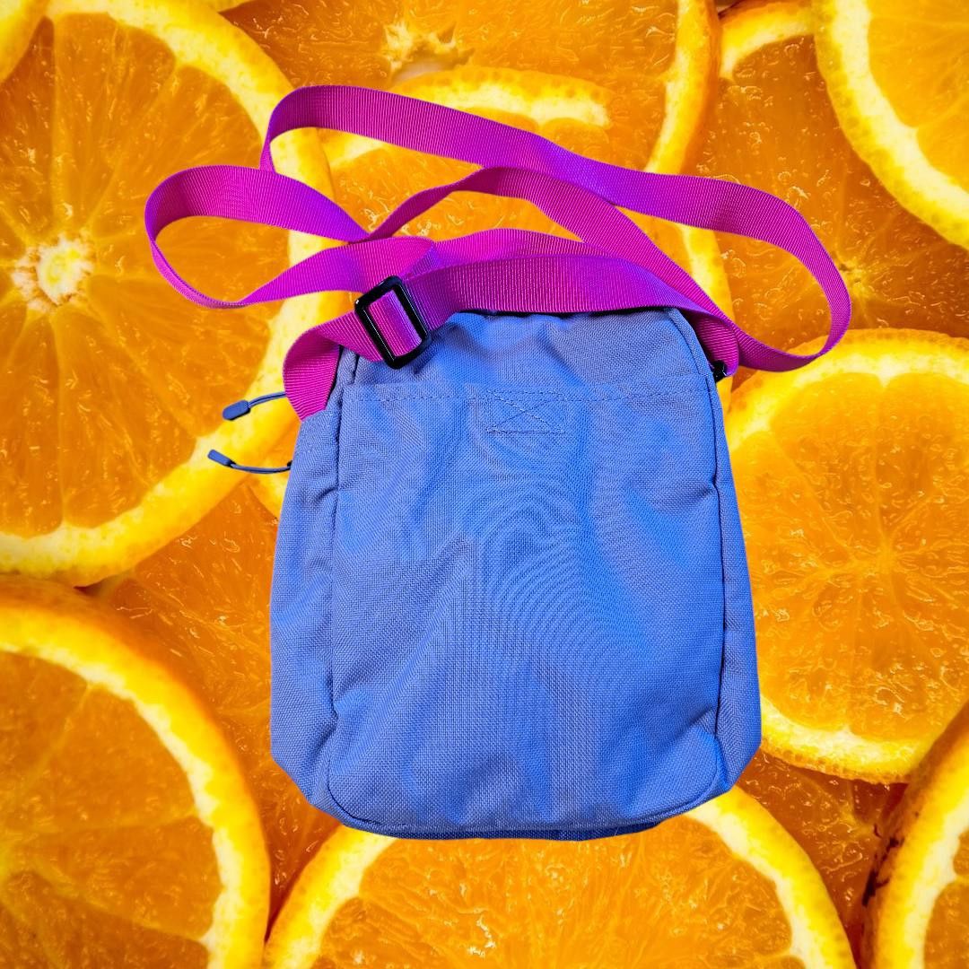 Nike Nike 2 Tone Blue Mini Backpack Shoulder Bag Purse With Pink Size ONE SIZE - 2 Thumbnail