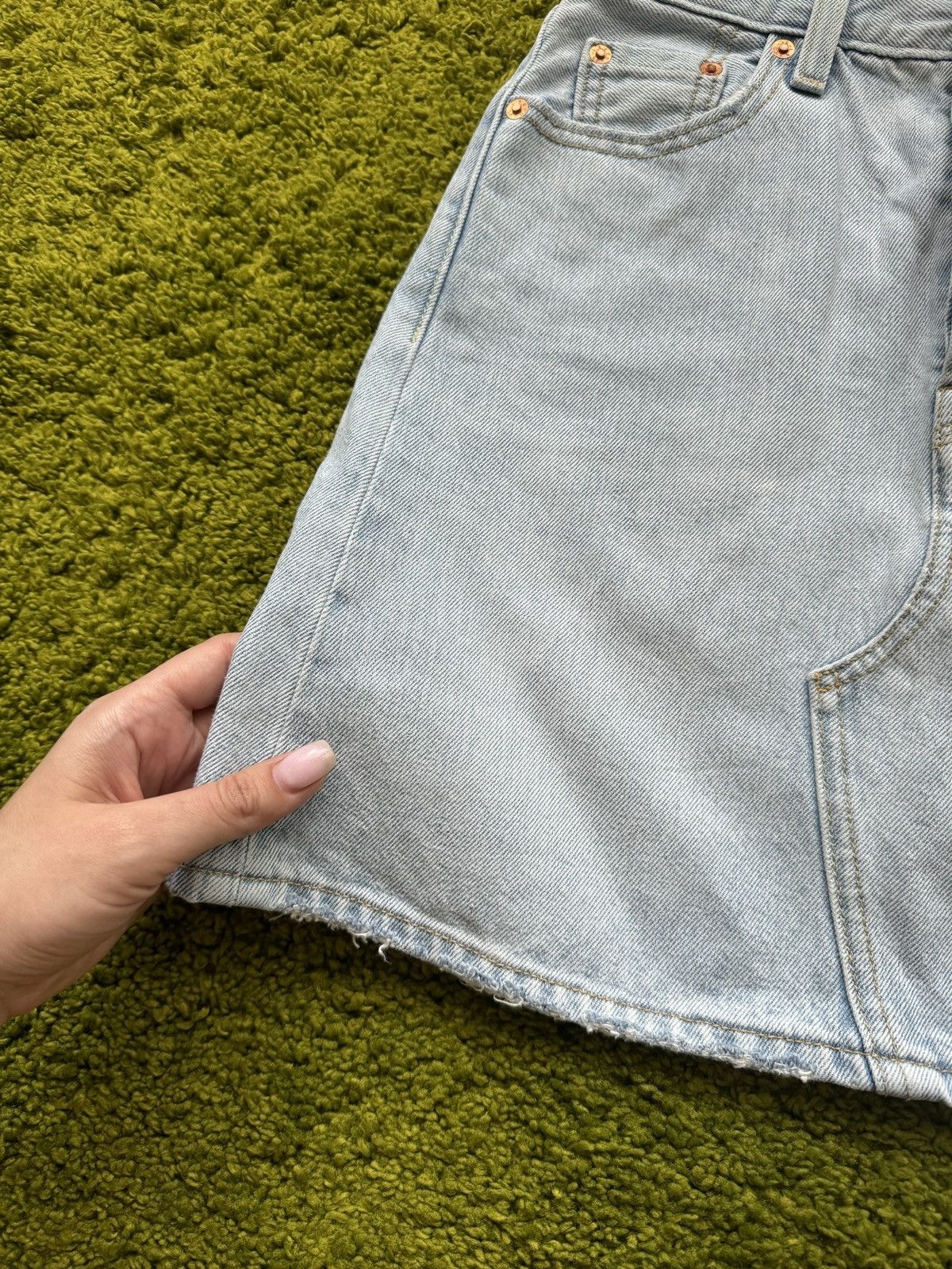 Designer × Levi's Levi’s premium denim mini skirt Size 25" / US 0 / IT 36 - 4 Thumbnail