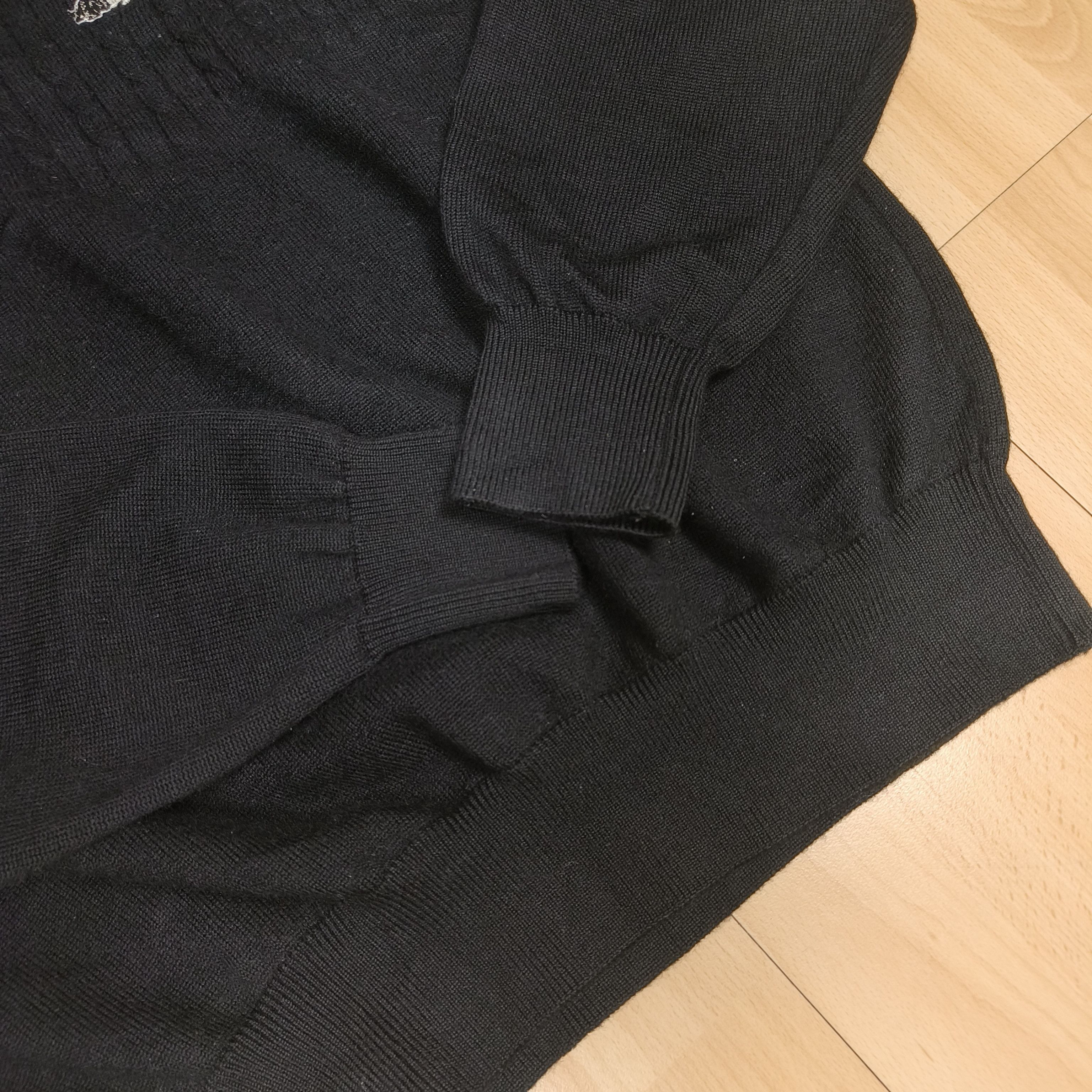 Japanese Brand Rare Black & White Japanese Brand Sweater Size US L / EU 52-54 / 3 - 4 Thumbnail