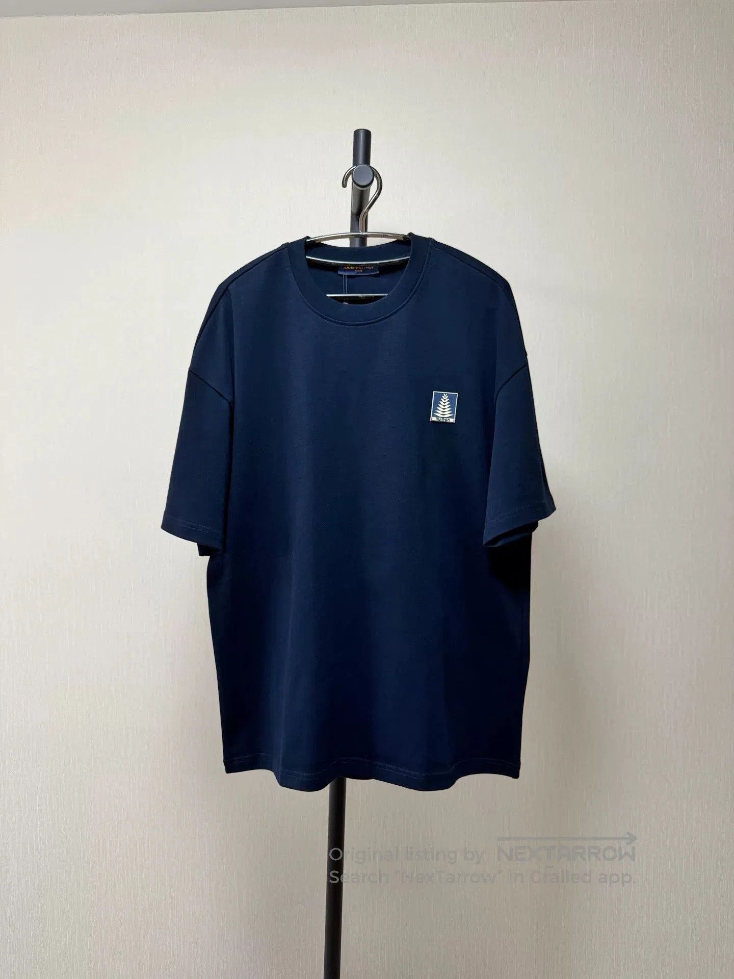 Louis Vuitton Men's Dark Blue Short-Sleeve T-Shirt. Size US M / EU 48-50 / 2 - 8 Thumbnail