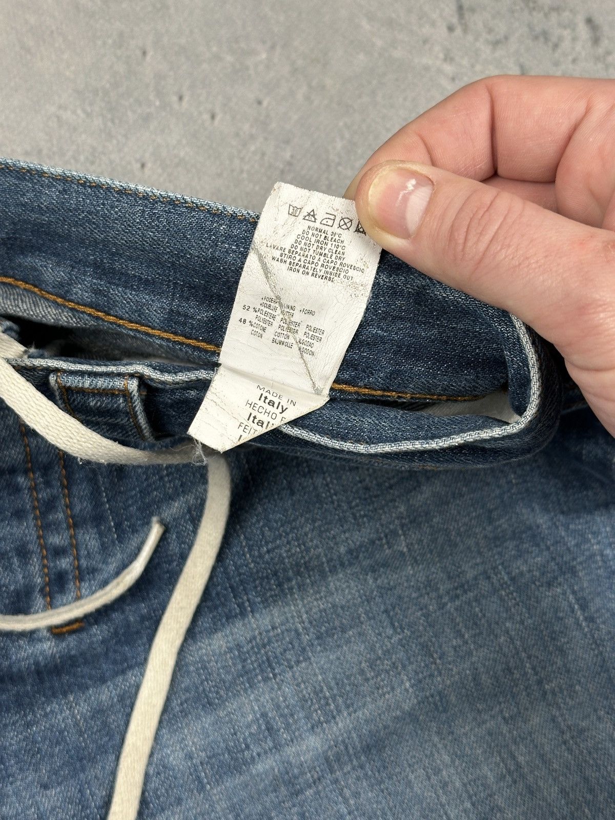 Valentino R.E.D. Valentino Vintage Faded Denim Jeans Flap Back Pockets Size US 31 - 16 Thumbnail