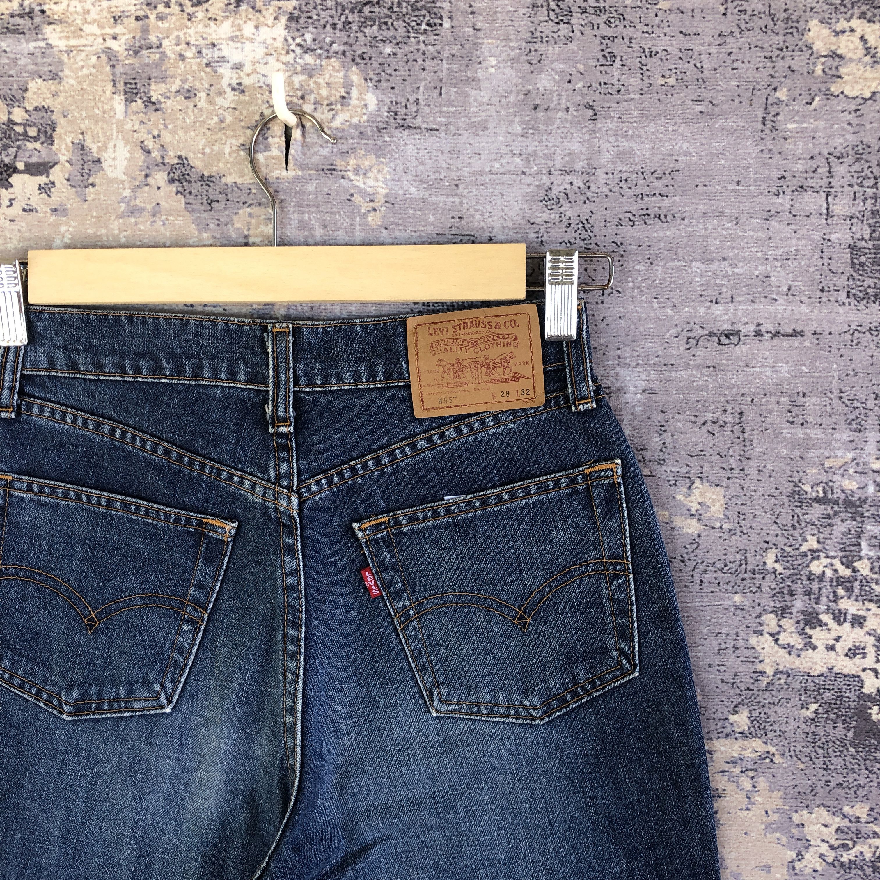 If Six Was Nine Vintage Levis 557 Flare Jeans Levi's Wide Leg Bootcut Denim Size 26" / US 2 / IT 38 - 5 Thumbnail