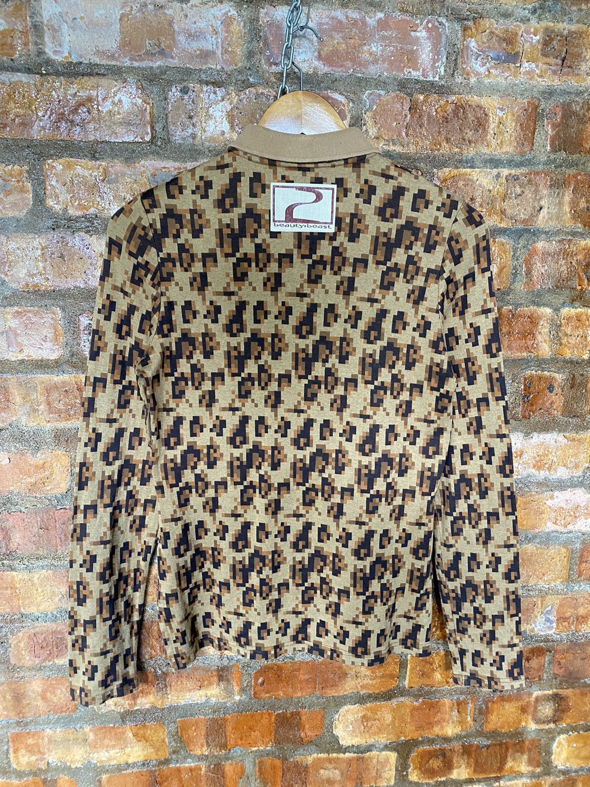 Beauty Beast AW98 Dark Knight B:B pixel leopard camo Size US S / EU 44-46 / 1 - 11 Thumbnail