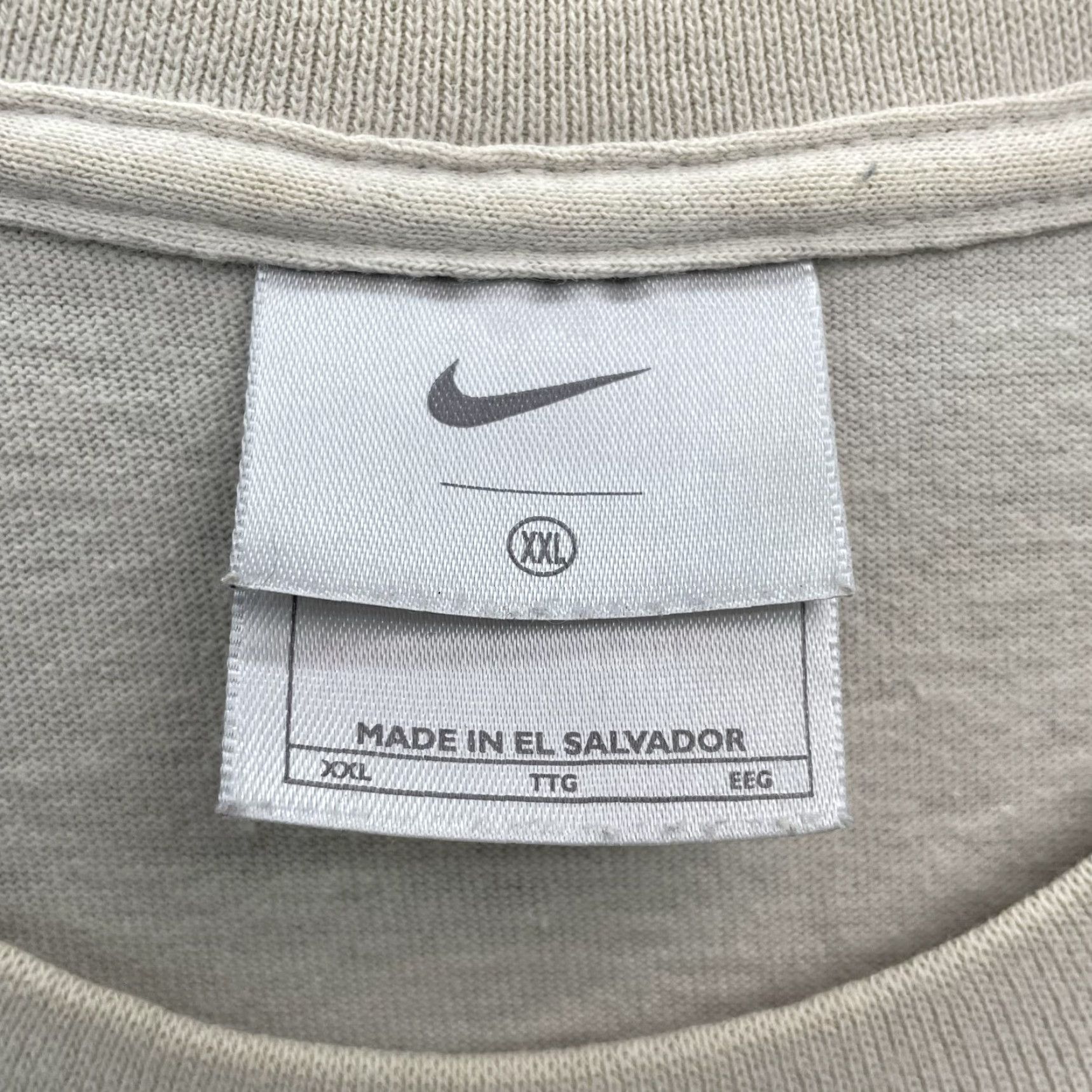 Nike VINTAGE Nike T-Shirt Men XXL Relaxed Streetwear 90s Ivory Logo Short Sleeve Mens Regular Size 2XL Nike Shirt Size US XXL / EU 58 / 5 - 3 Thumbnail