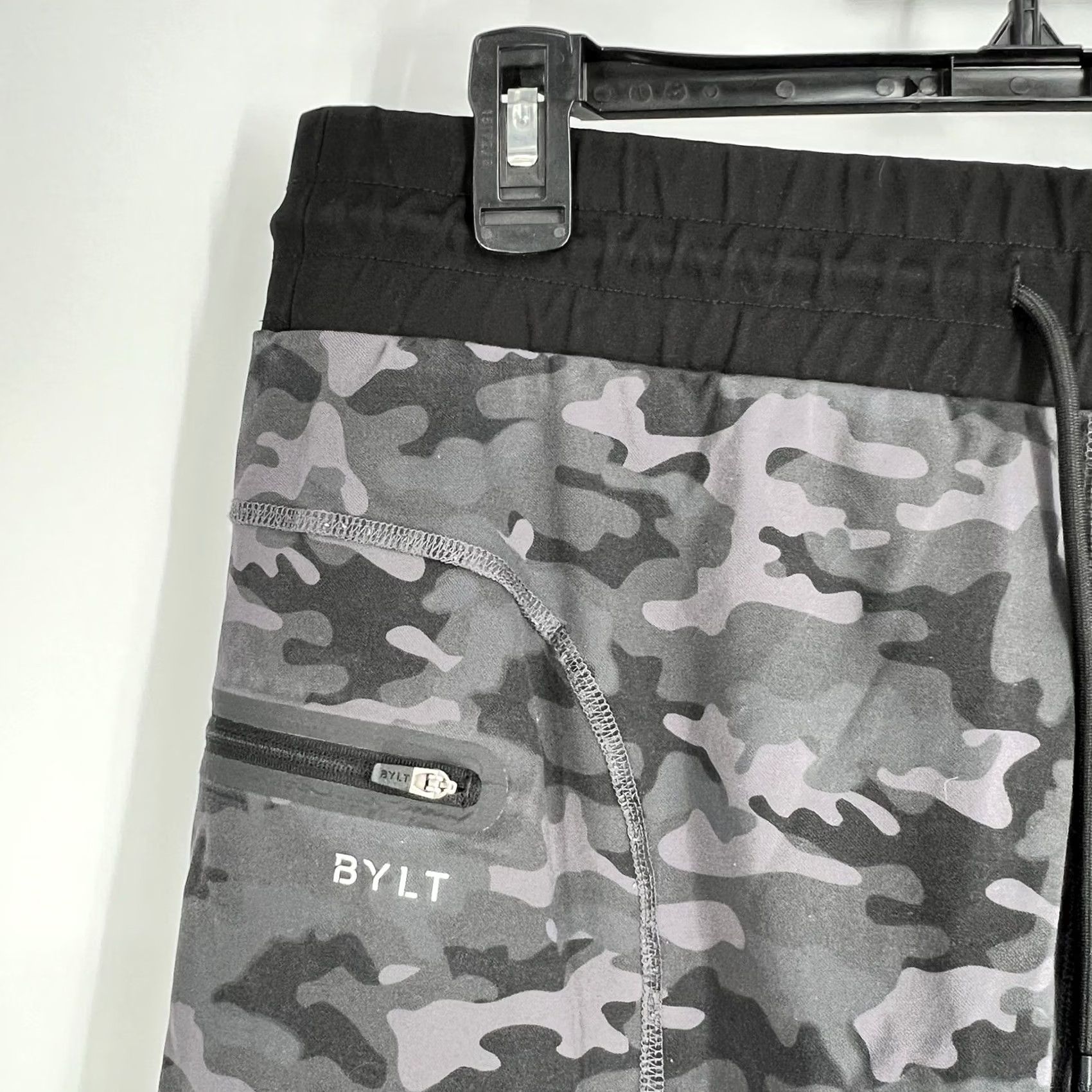 Asics Bylt Basics Elite+ Joggers Black Camo XXL Jogger Mens Athletic Activewear Tapered Pocketed Stretch Camouflage 2XL Pants Baggy? Size US 39 - 2 Thumbnail