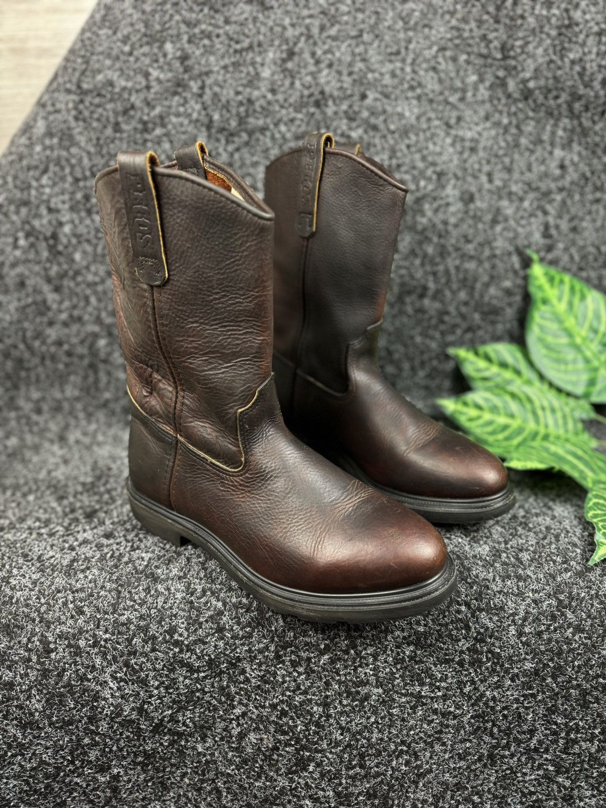 Red wing boots 1132 sales