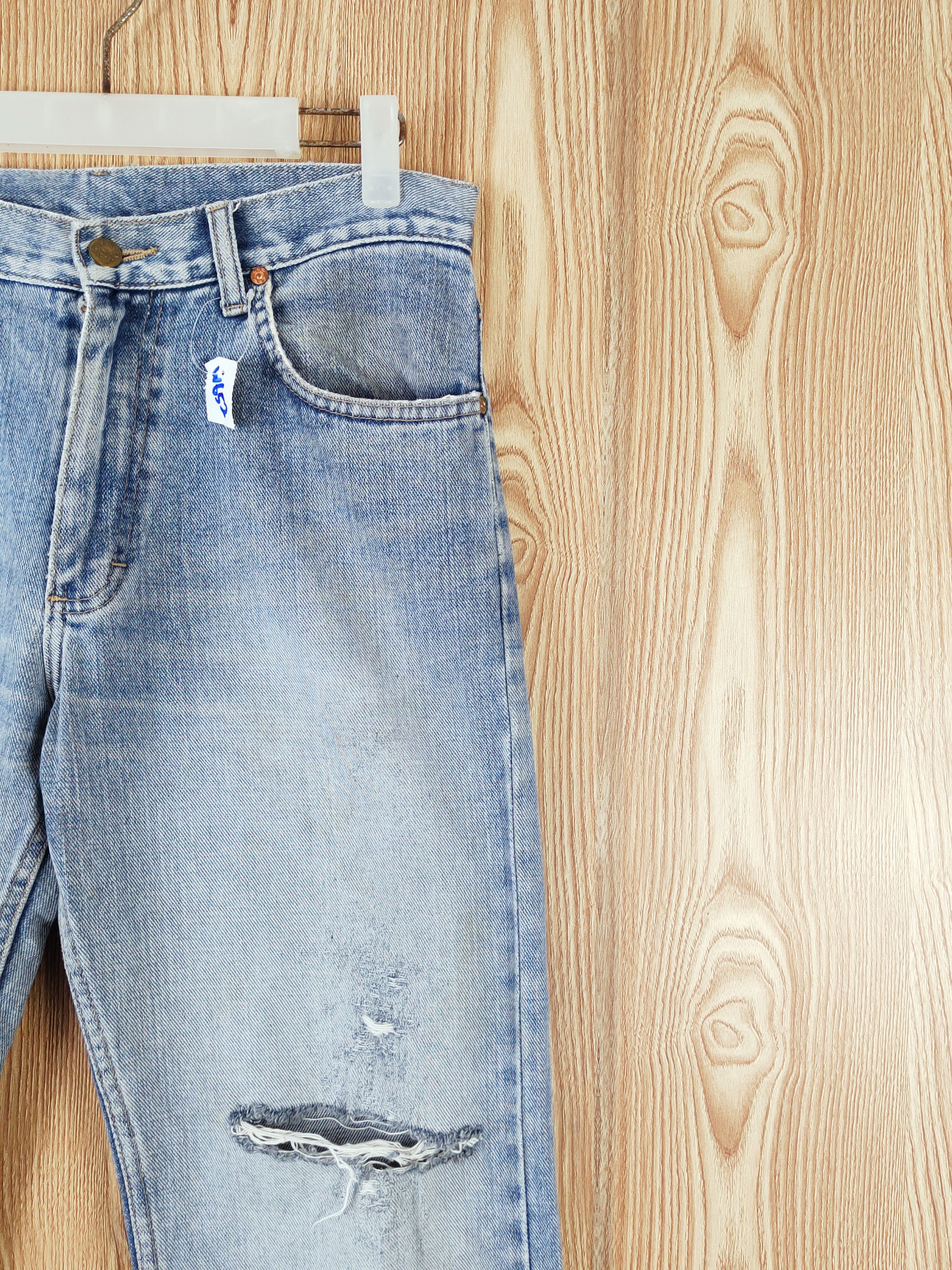 Japanese Brand Lee vintage blue Distressed Ripped Jeans #W652 Size US 32 / EU 48 - 5 Thumbnail