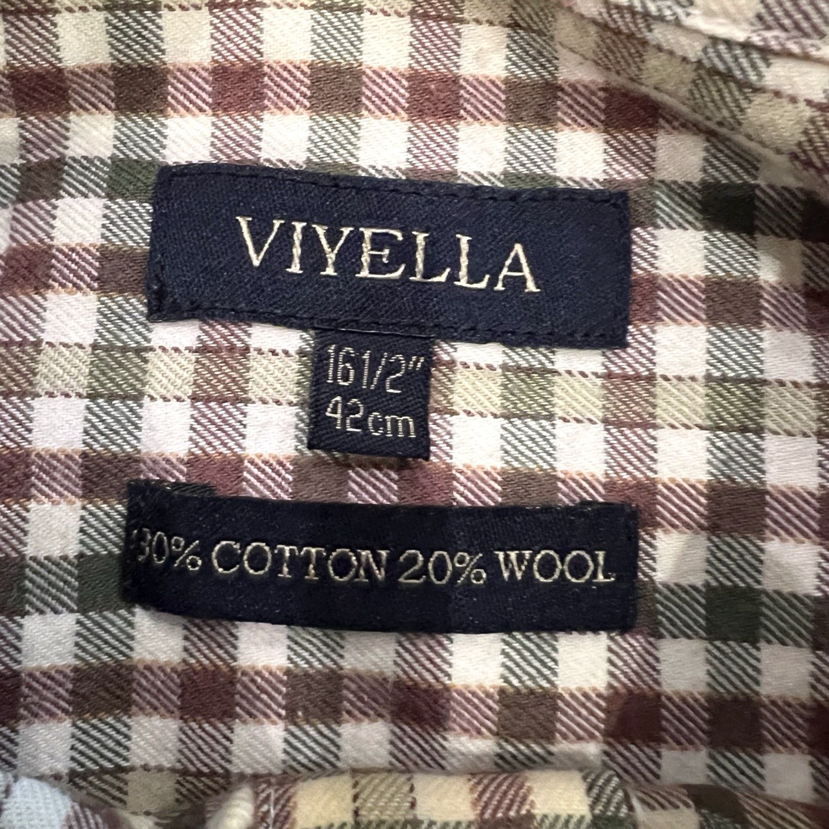 Vintage Viyella Shirt Men’s Size 16.5 Green Maroon Check Plaid Cotton Wool Blend Button-Up Long Sleeve Button-Down Collar Vintage Regular Men Size US L / EU 52-54 / 3 - 2 Thumbnail