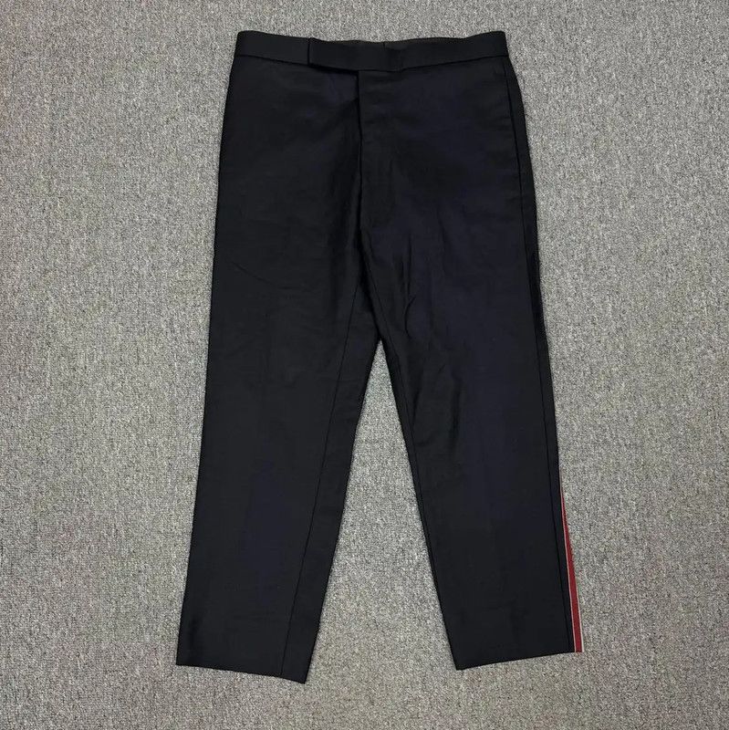 Thom Browne Thom Browne Black Cotton Casual Trousers 0089 Size US 28 / EU 44 - 1 Thumbnail