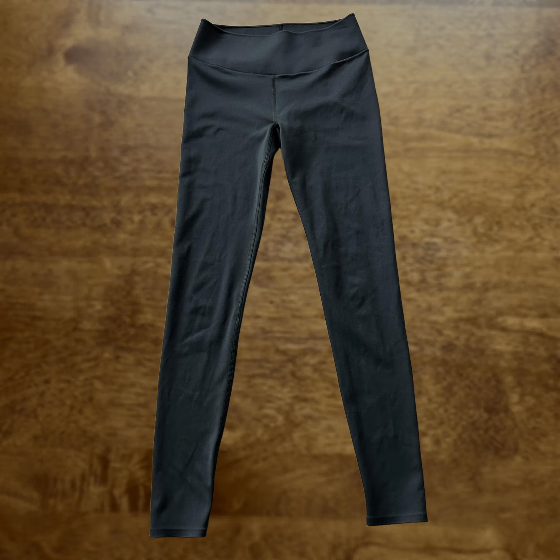 Uniqlo Uniqlo Leggings Womens XS Black Mid Rise Ankle Stretch Yoga Pants Gym Athletic Size 26" / US 2 / IT 38 - 1 Thumbnail