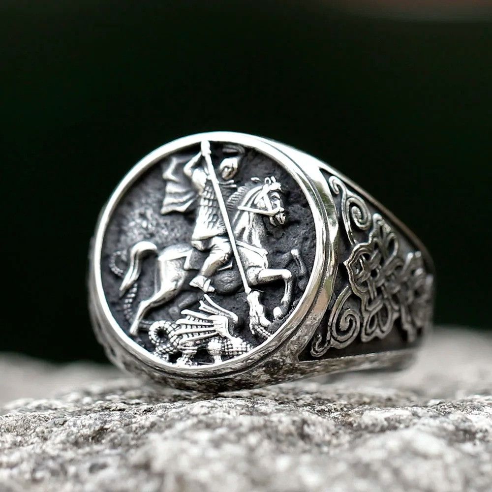 Jewelry Knight Ring Streetwear Jewelry Fashion Gift Size ONE SIZE - 1 Thumbnail