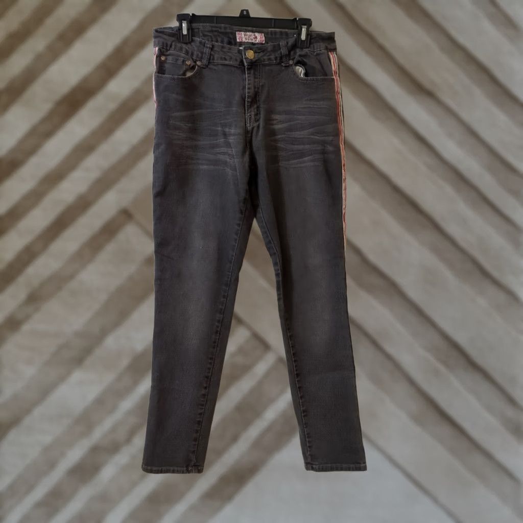 Denime Denim and Rivets Jeans Women's Size 16 Gray Straight Denim 39 in Waist - Regular - Women Size 26" / US 2 / IT 38 - 1 Thumbnail
