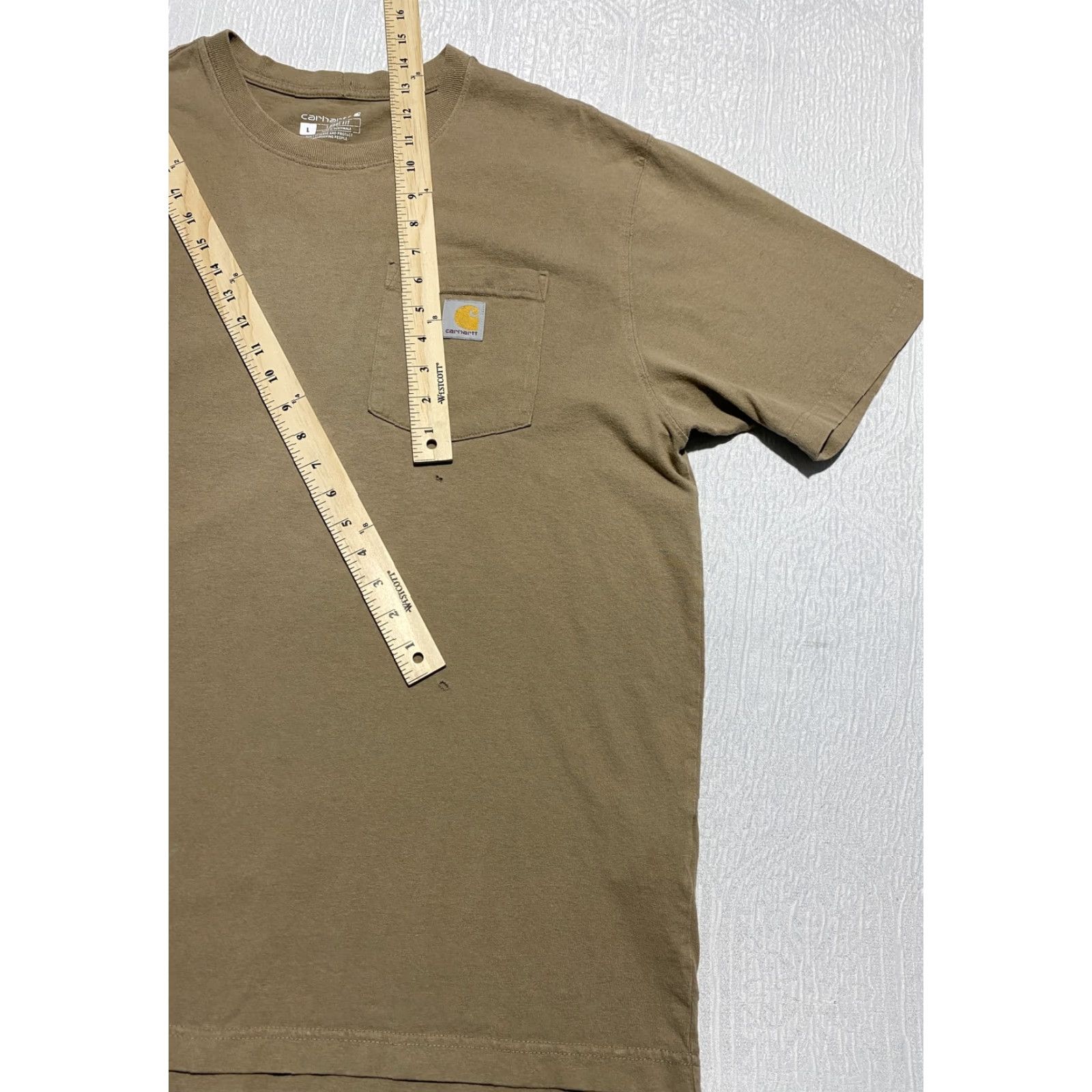 Carhartt Carhartt Shirt Mens Large Brown Loose Fit Pocket K87 Workwear Short Sleeve Tee Size US L / EU 52-54 / 3 - 2 Thumbnail