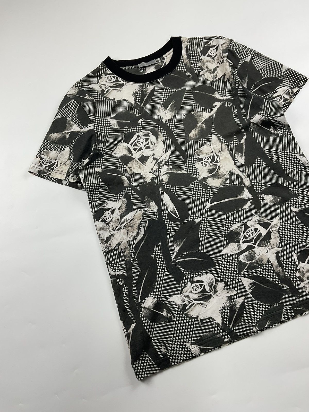 Dior Dior Floral Print Tee Size US S / EU 44-46 / 1 - 3 Thumbnail