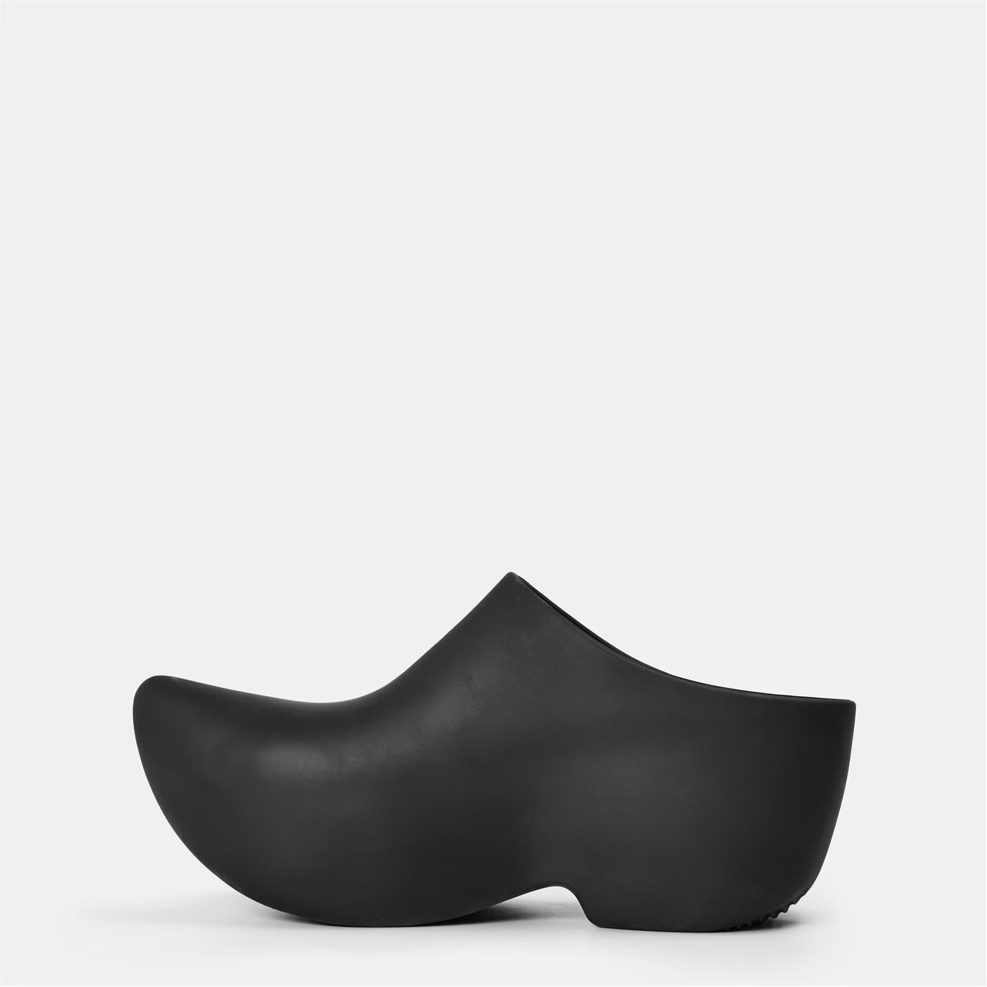 Balenciaga o1g2r1mq0226 Moulded Clogs In Black Size US 10 / EU 43 - 2 Thumbnail